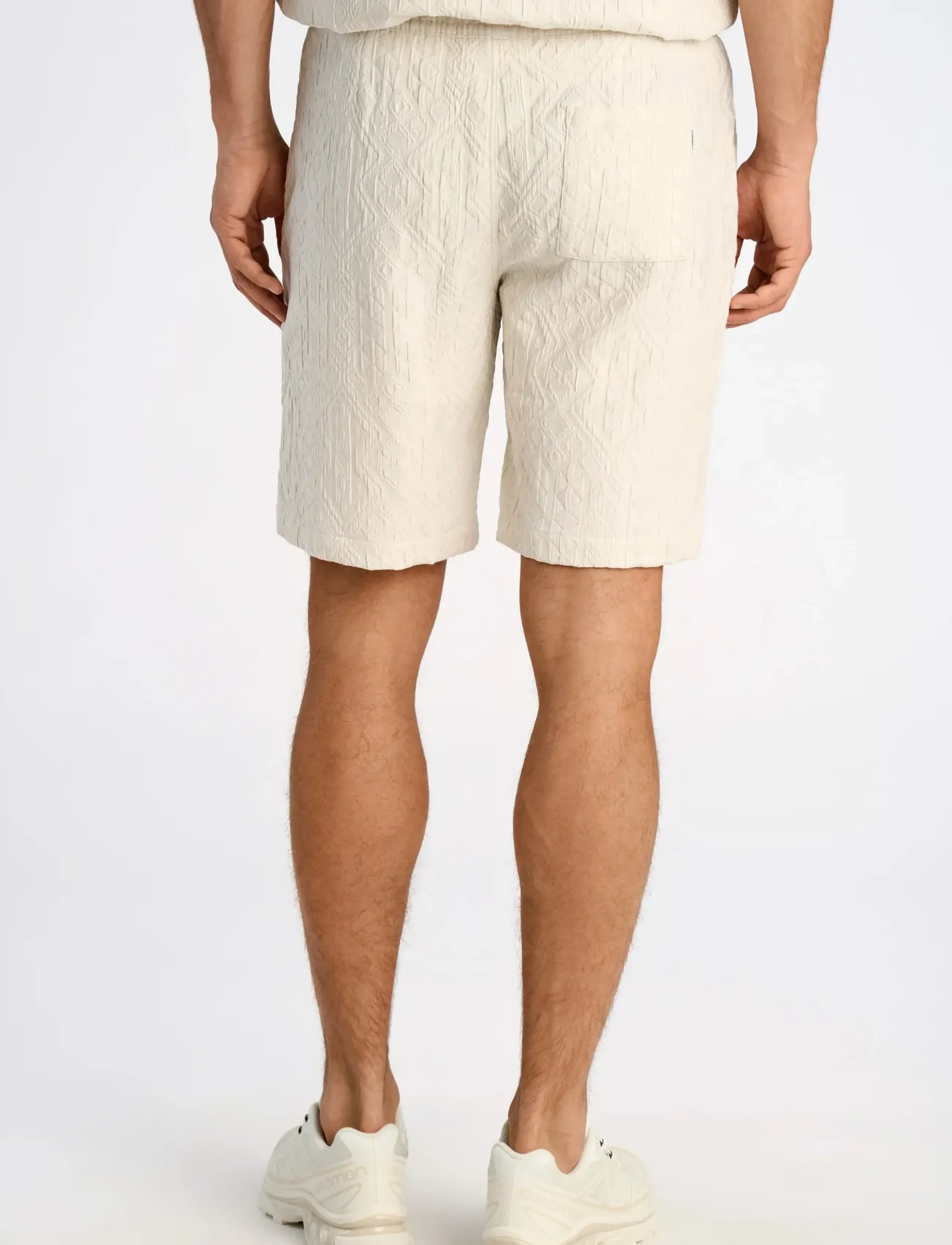 Lindbergh - Textured shorts - casual shorts - pearl white - 4