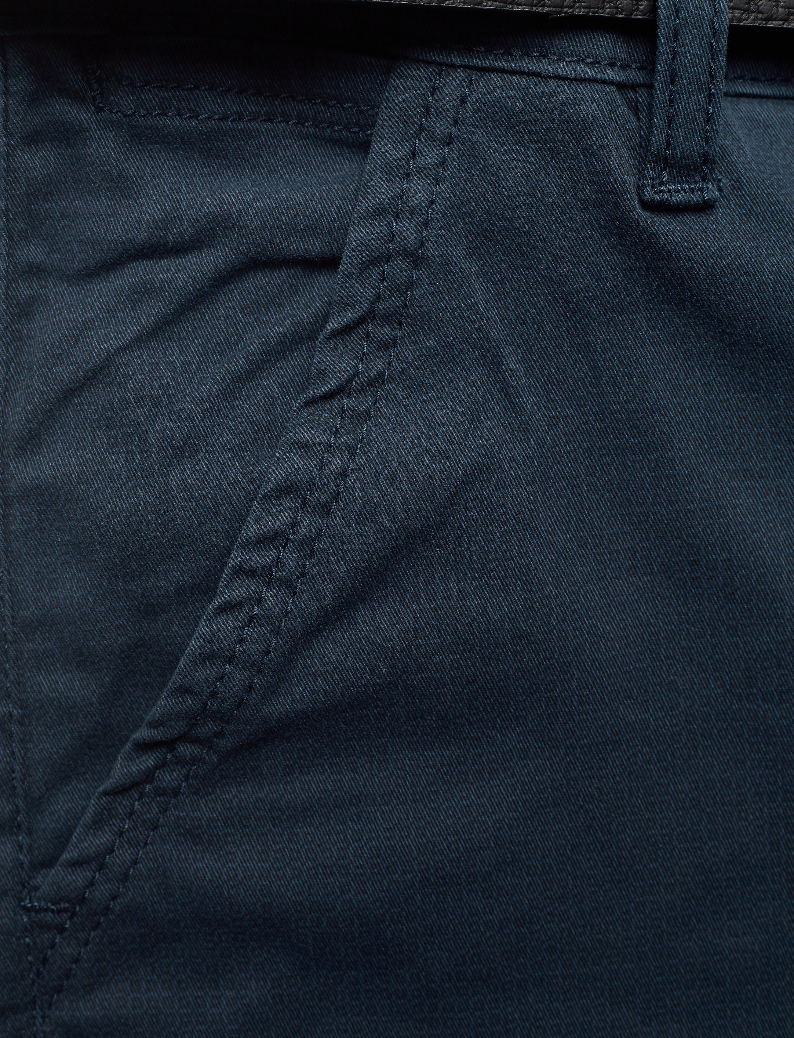 Lindbergh - AOP chino shorts W?. belt - navy - 2