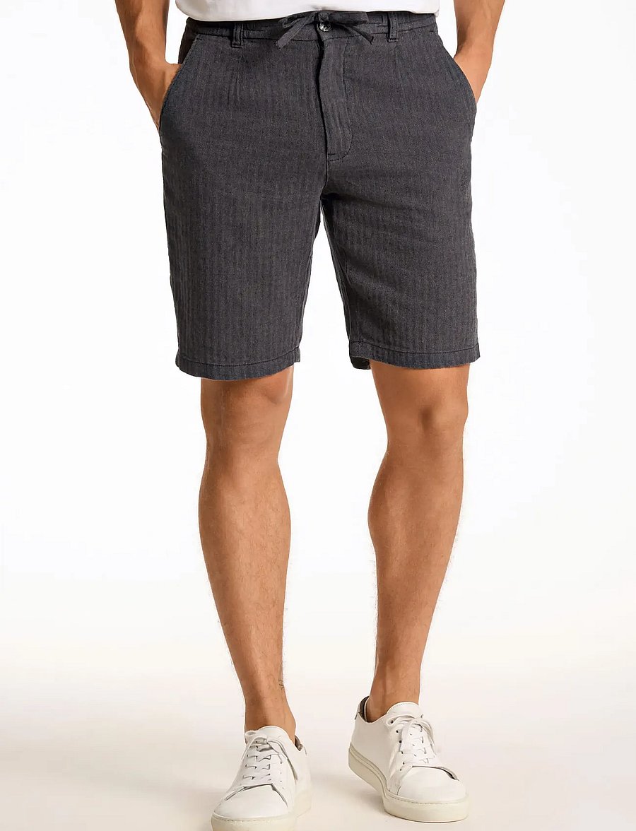 Lindbergh - Linen blend herringbone short - linen shorts - black - 3