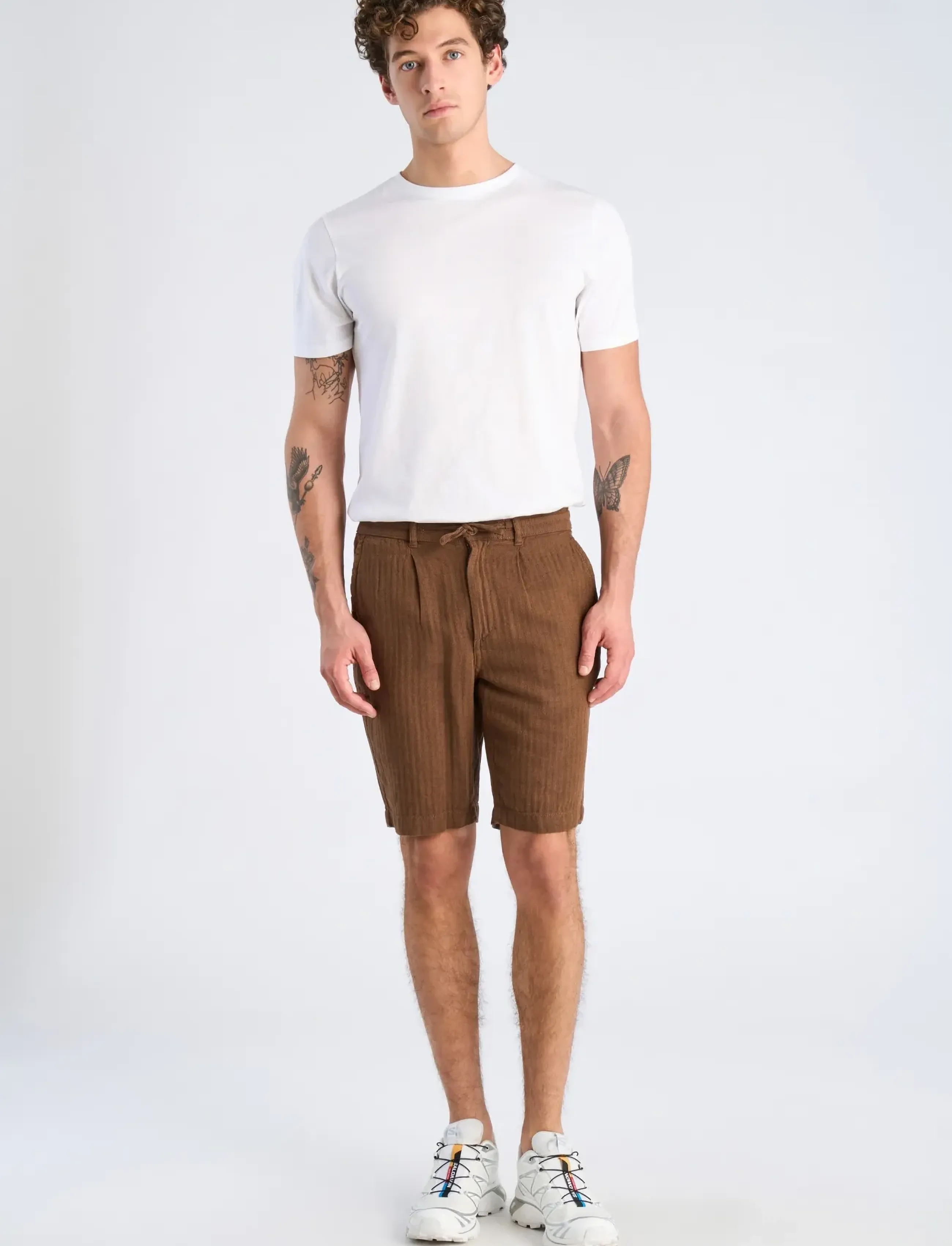 Lindbergh - Linen blend herringbone short - linen shorts - brown - 0
