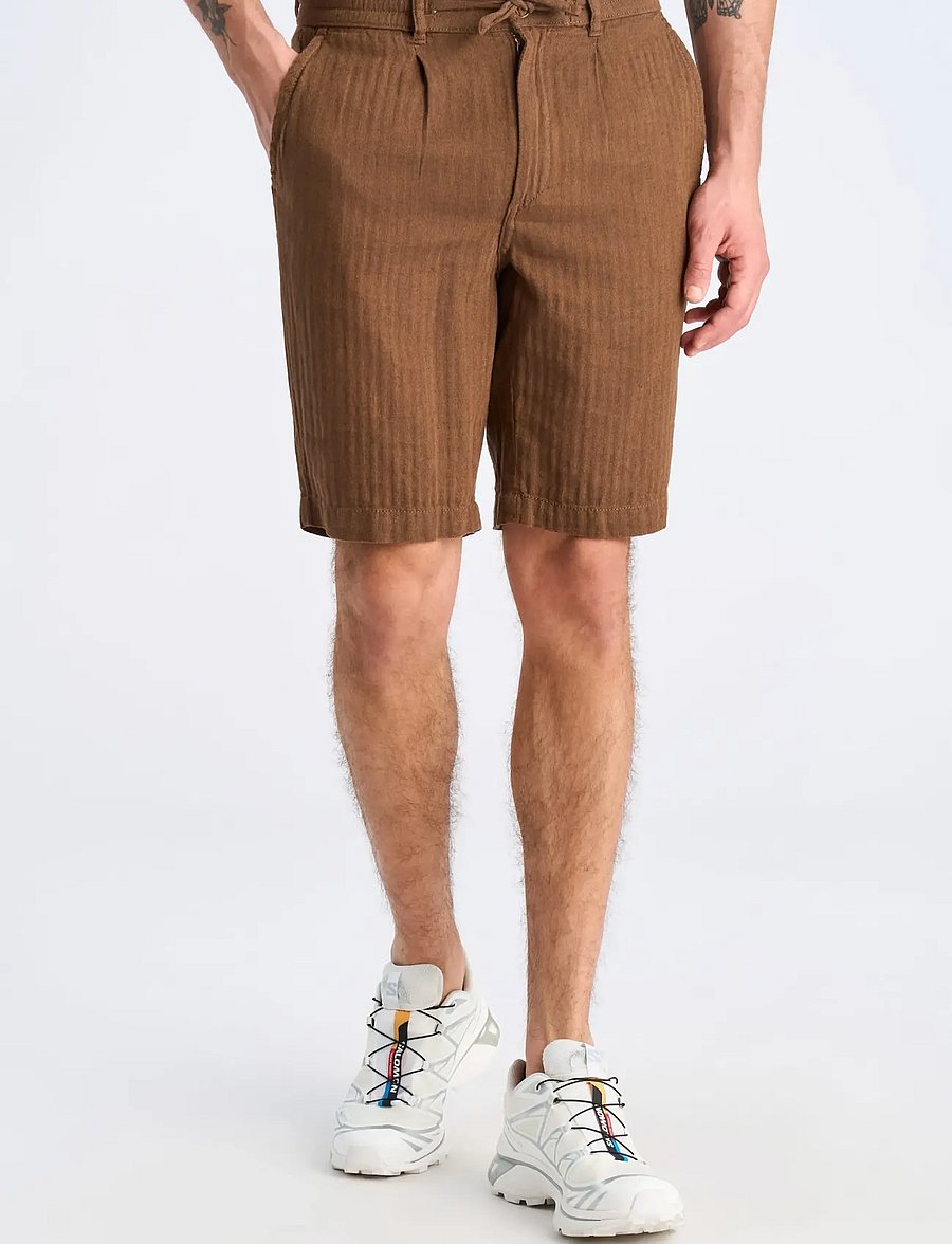 Lindbergh - Linen blend herringbone short - linen shorts - brown - 3