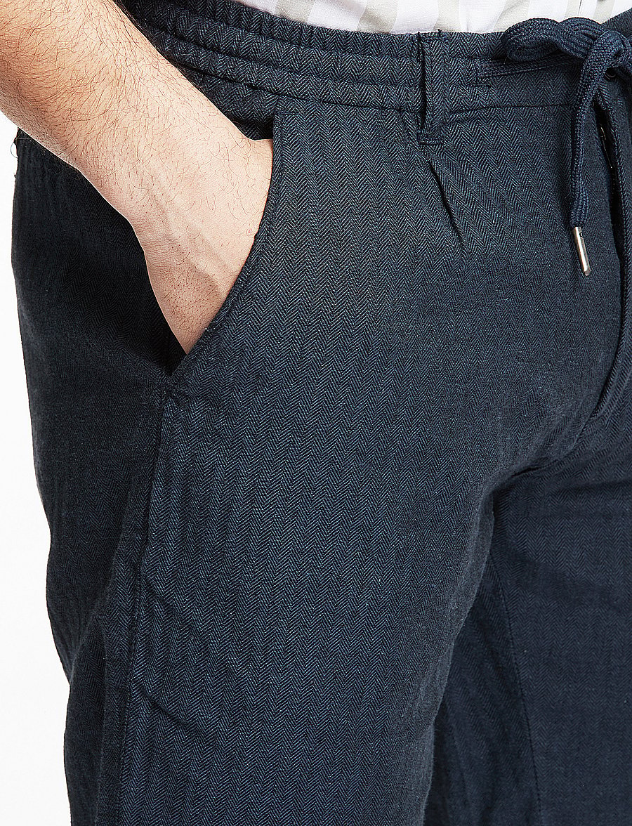 Lindbergh - Linen blend herringbone short - linneshorts - navy - 4