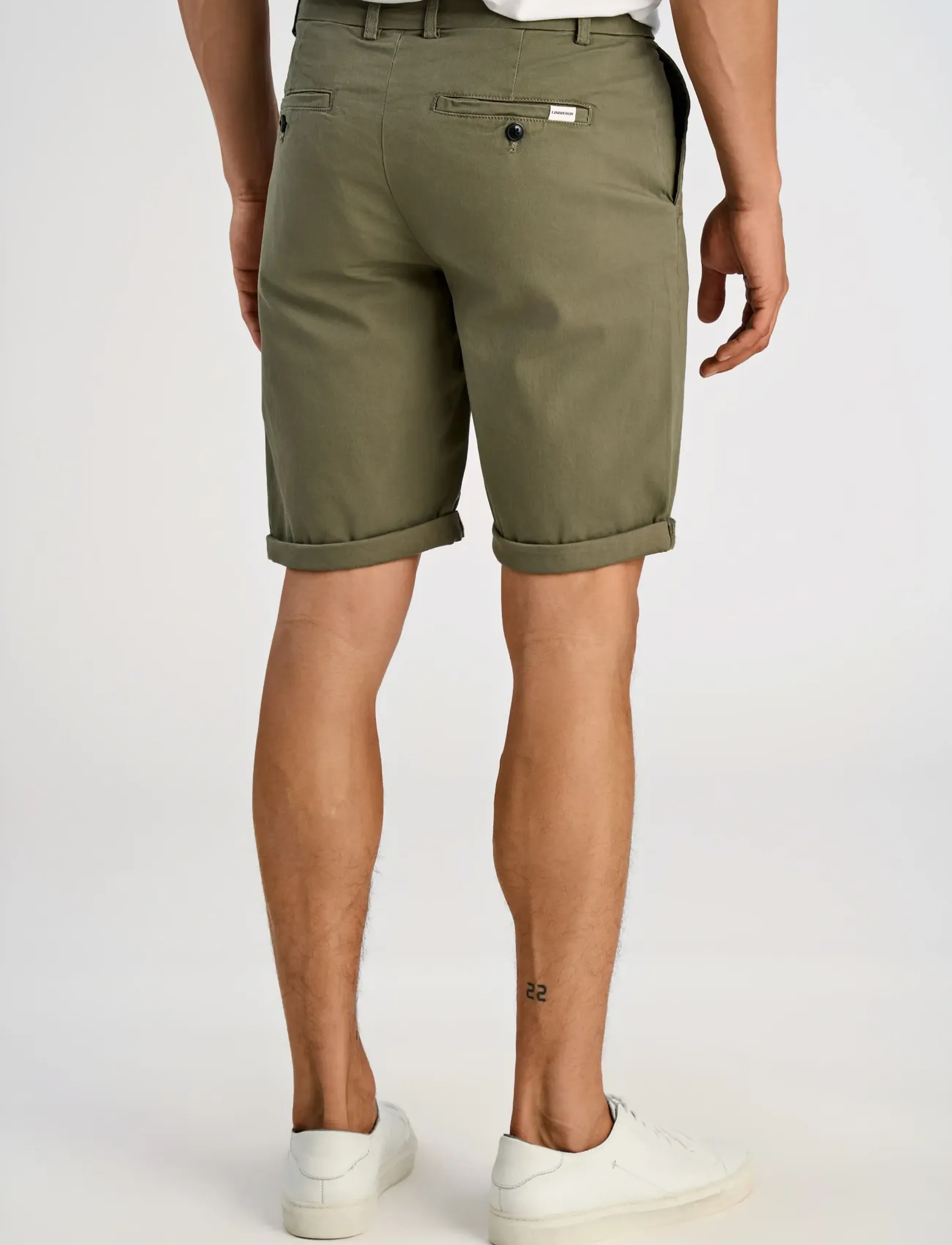 Lindbergh - Superflex chino shorts - chinos shorts - dk army - 4