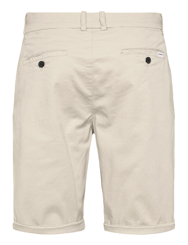 Lindbergh - Superflex chino shorts - chinos shorts - ecru - 2