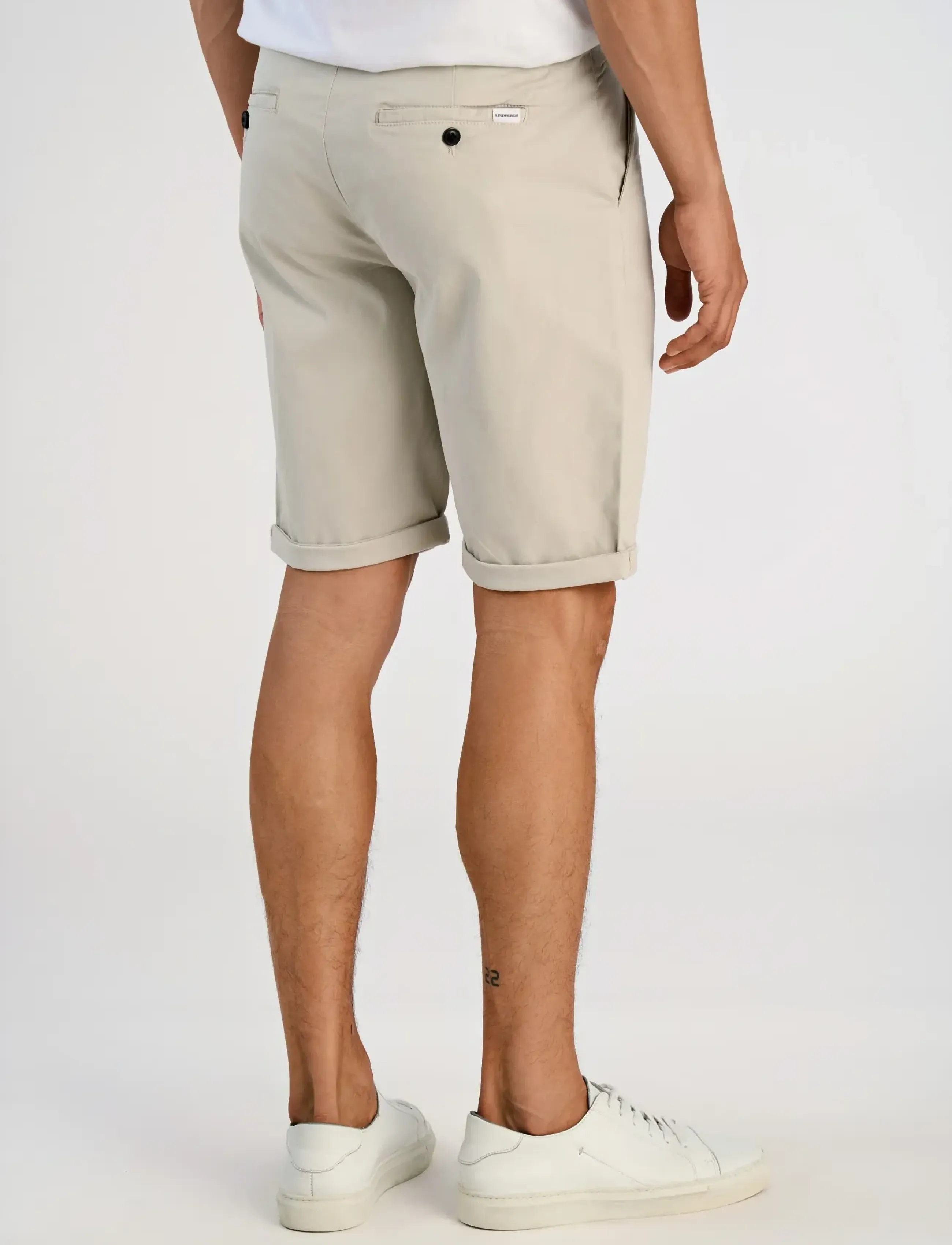 Lindbergh - Superflex chino shorts - chinos shorts - ecru - 4
