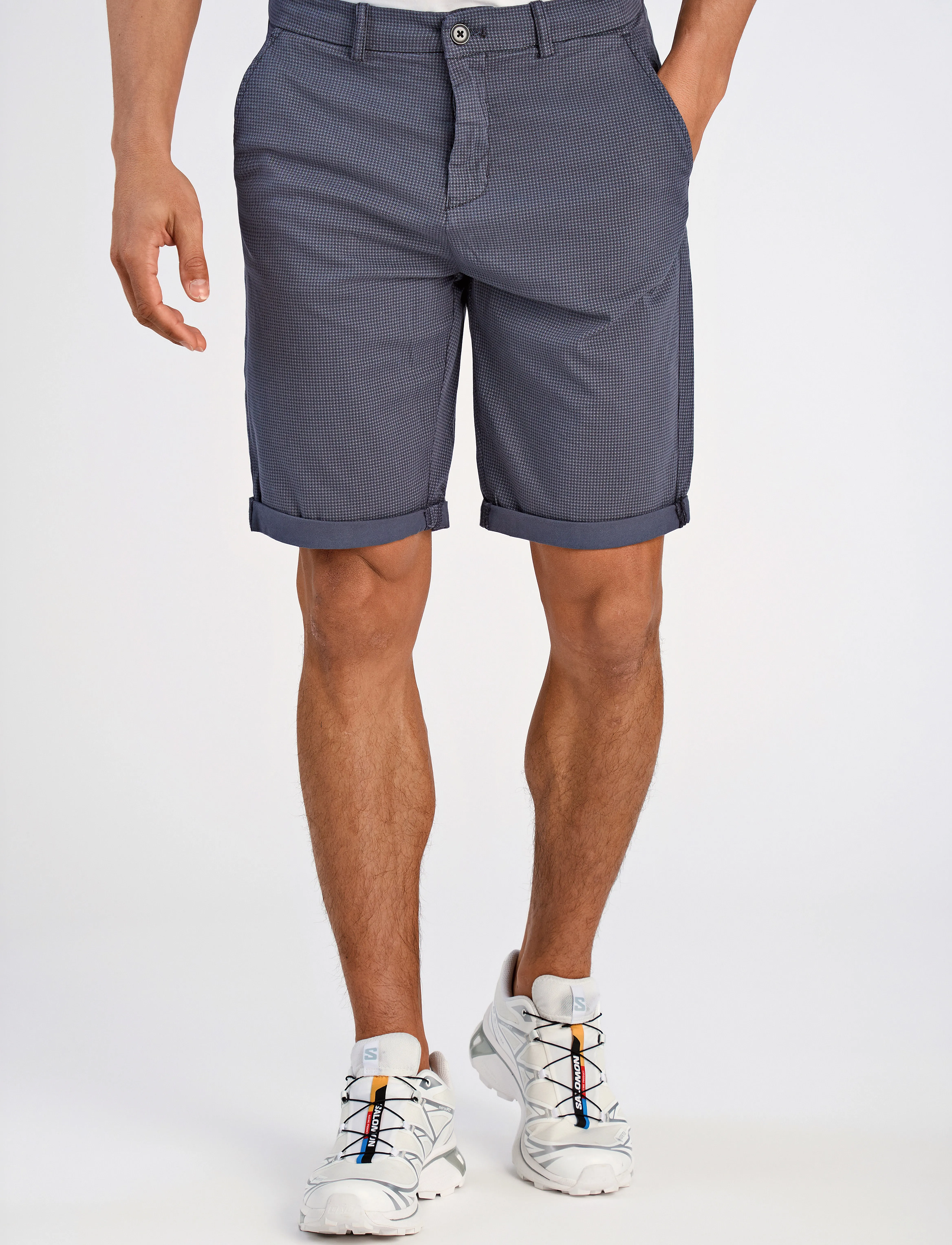Lindbergh Superflex AOP chino shorts - Looks for less - INK BLUE / navy