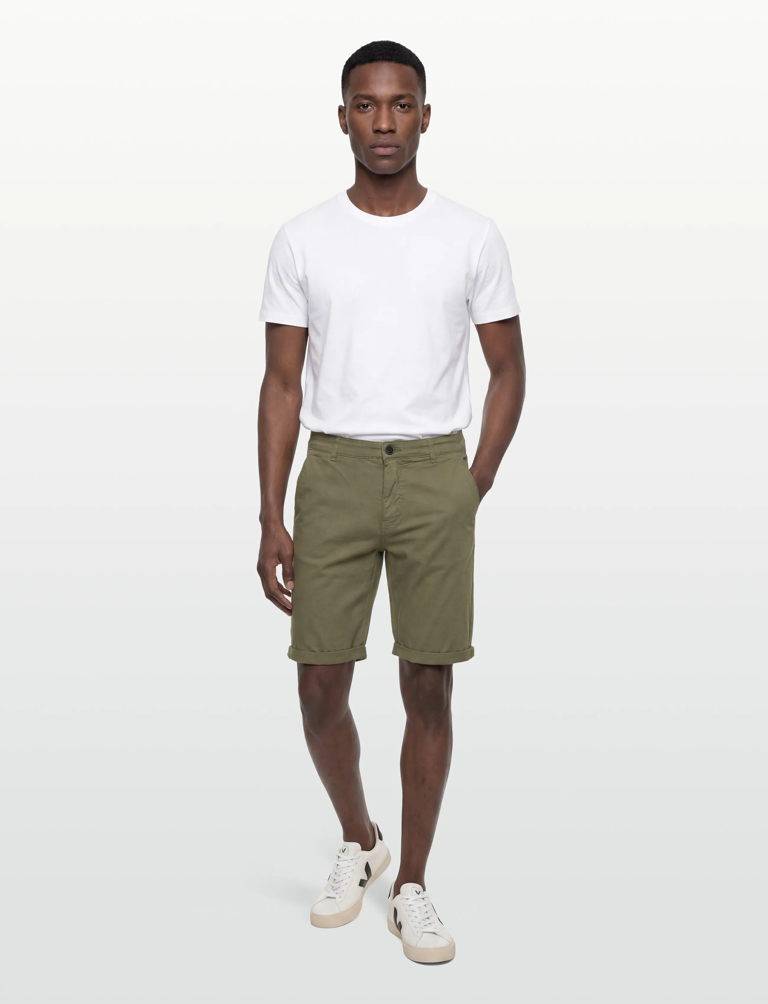 Lindbergh - Superflex chino shorts - chino shorts - army - 0