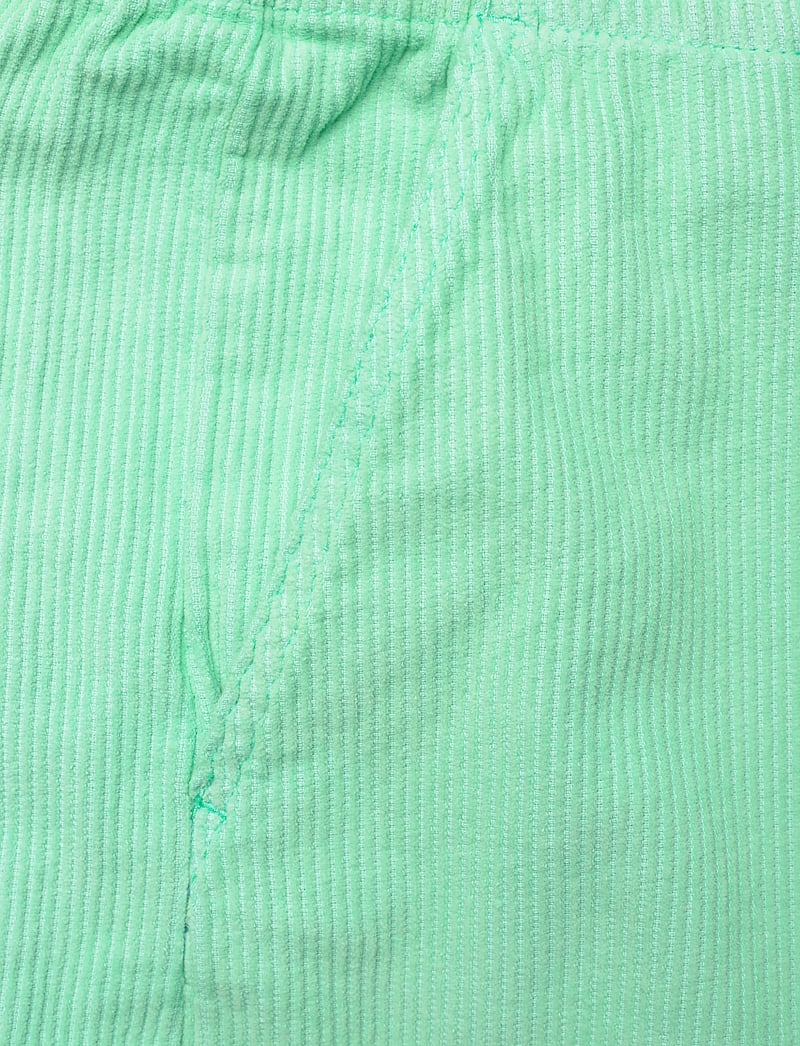 Lindbergh - Corduroy shorts - casual shorts - bright green - 2
