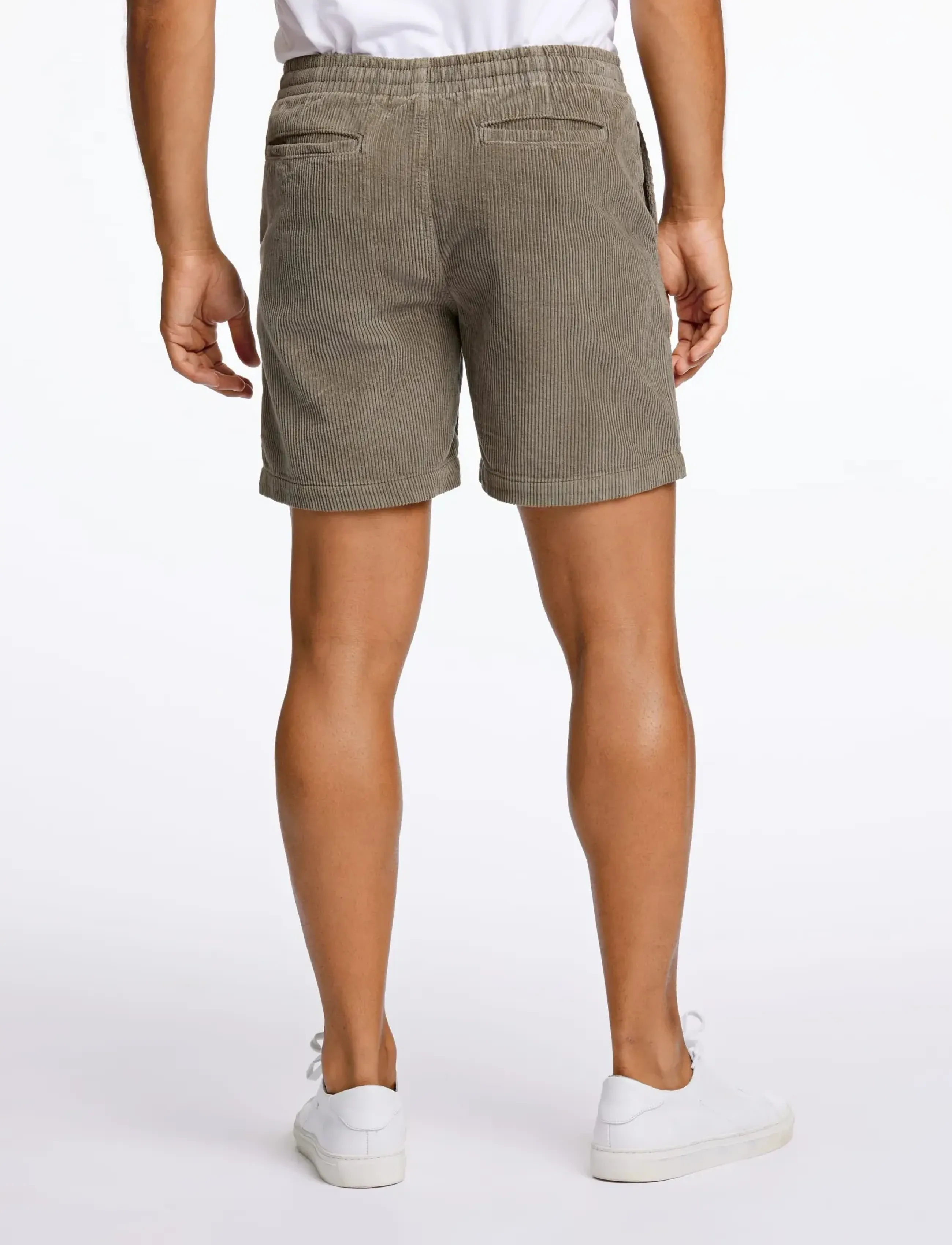 Lindbergh - Corduroy shorts - casual shorts - lt army - 4