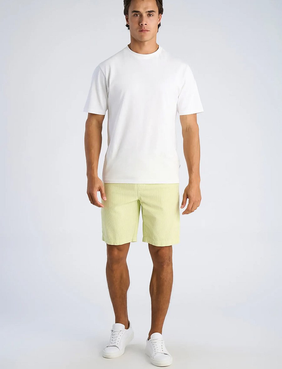 Lindbergh - Corduroy shorts - casual shorts - pastel green - 0