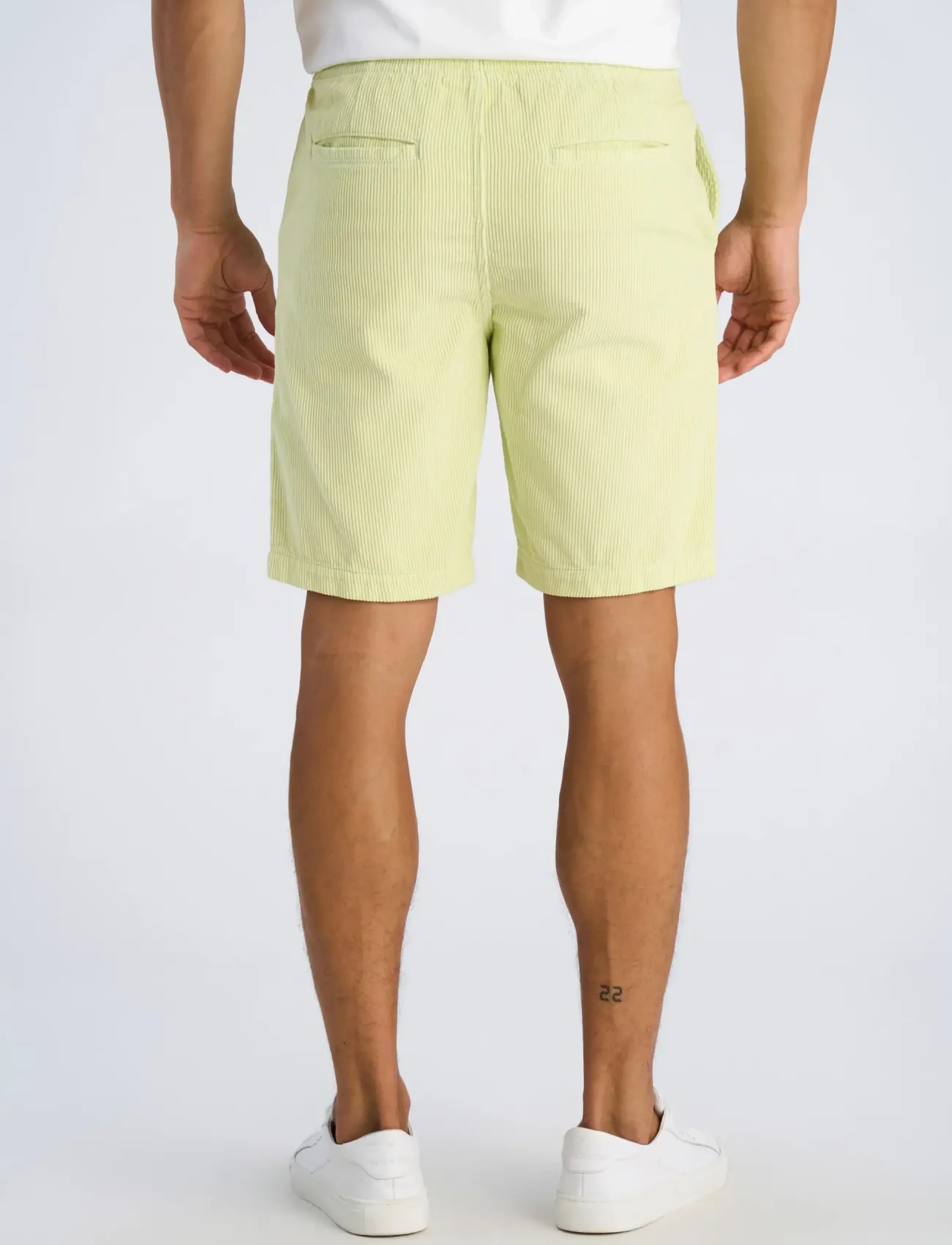 Lindbergh - Corduroy shorts - casual shorts - pastel green - 4