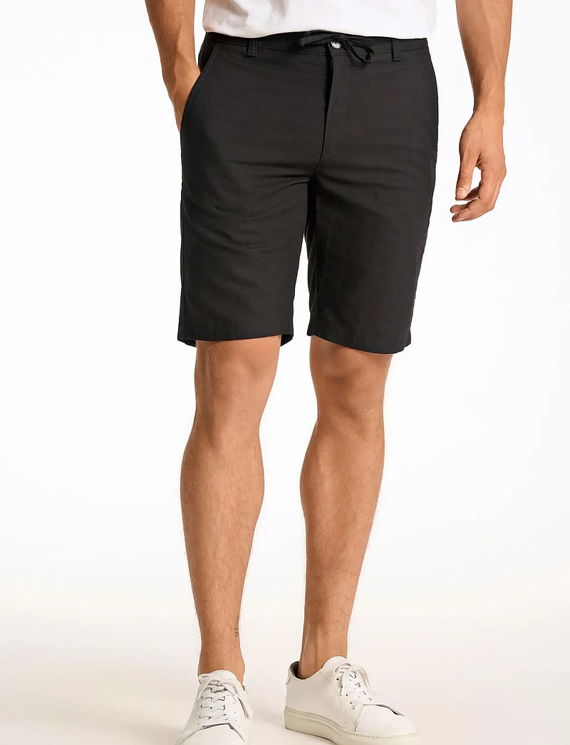 Lindbergh - Linen shorts - hørshorts - black - 3