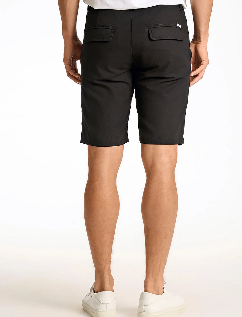 Lindbergh - Linen shorts - hørshorts - black - 4