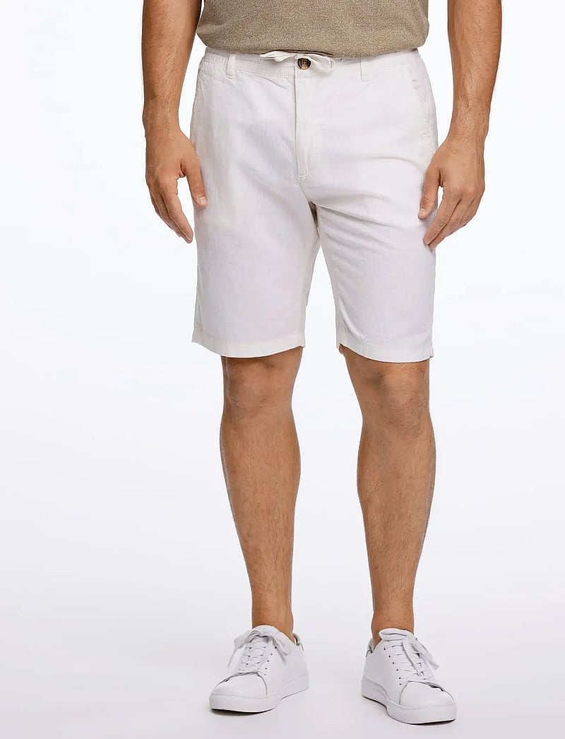 Lindbergh - Linen shorts - hørshorts - white - 3