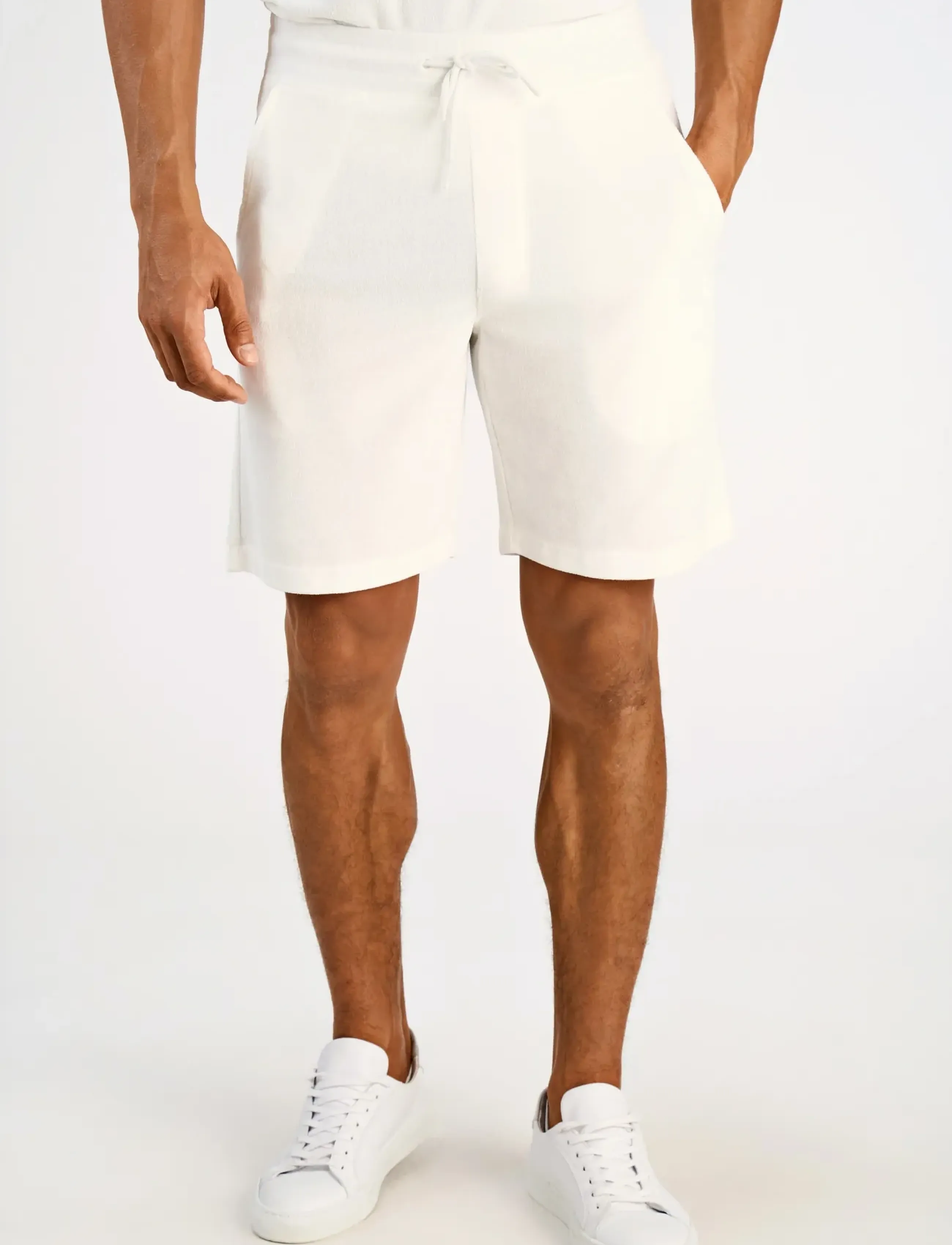 Lindbergh - Towel shorts with elastic waist - sweatshorts - off white - 3
