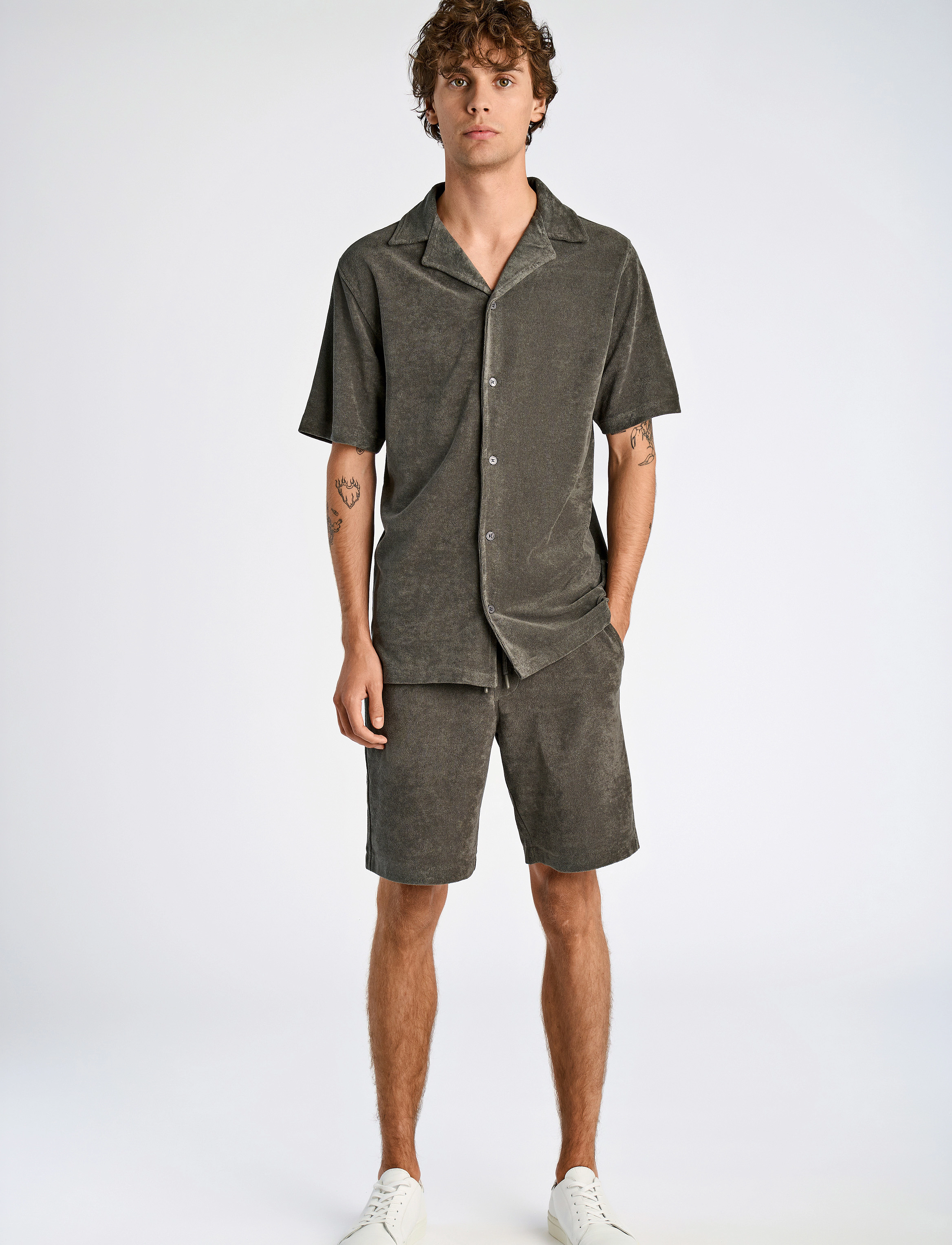 Lindbergh Shorts Terry, S, Shorts, Khakigrün - Sweat Männerswear