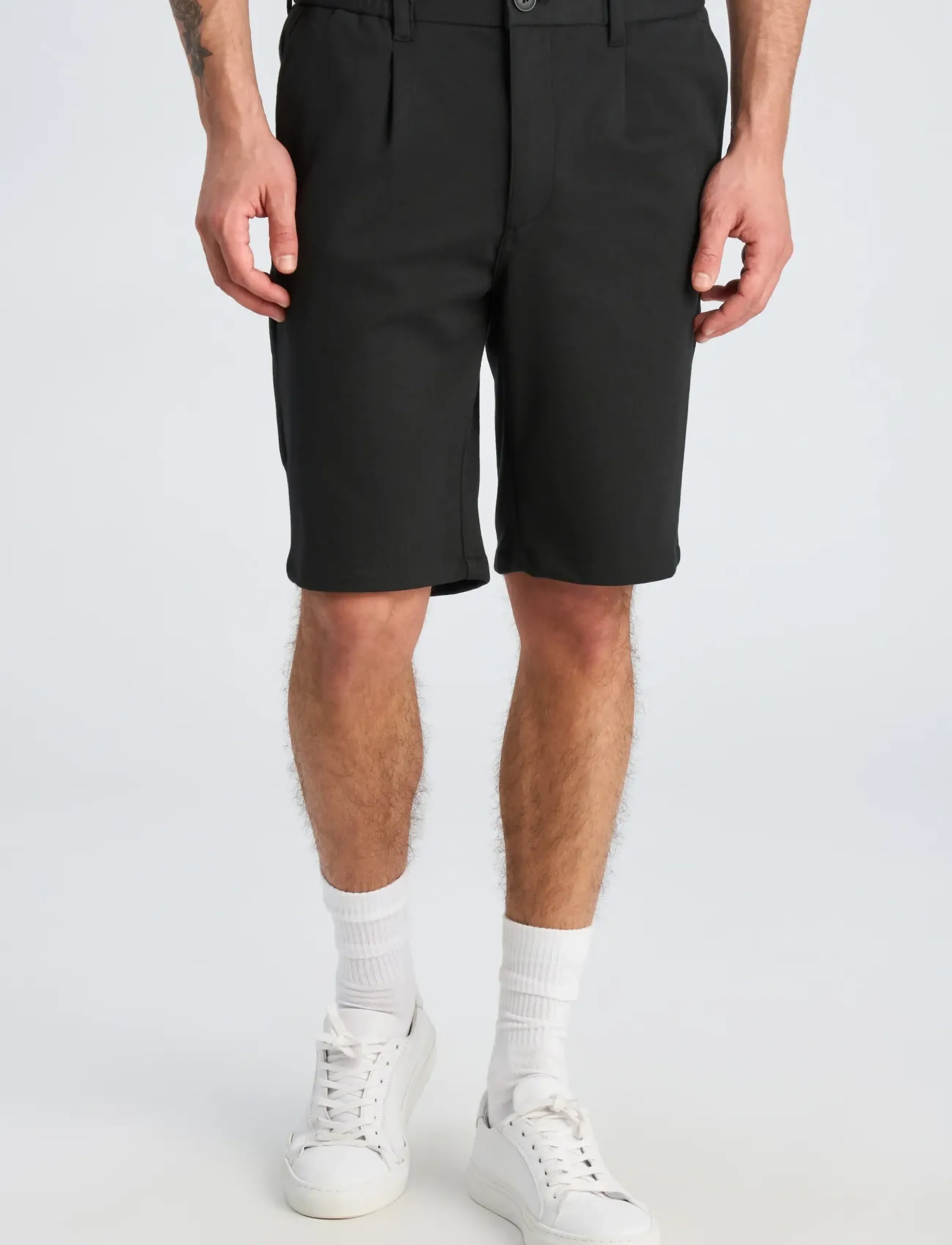 Lindbergh - Superflex elastic waist shorts - sweatshorts - black - 3