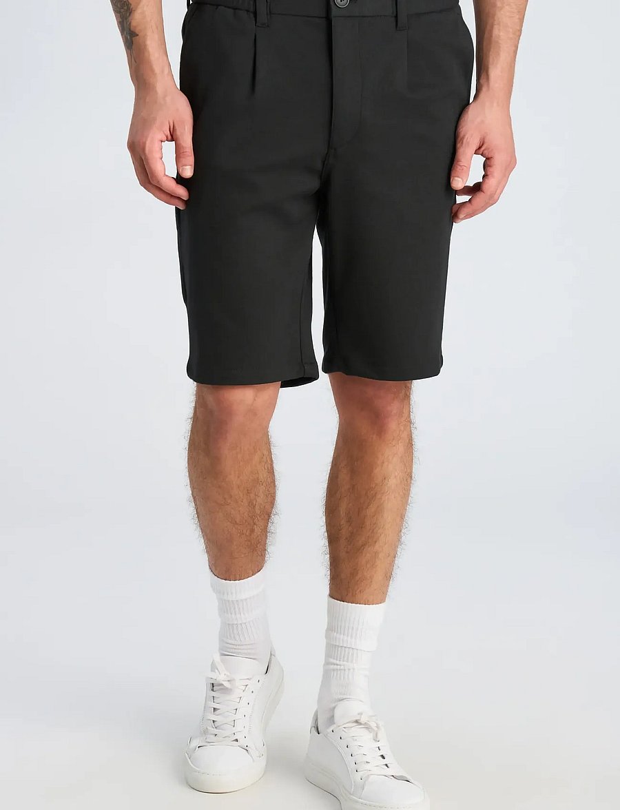 Lindbergh - Superflex elastic waist shorts - lühikesed dressipüksid - black - 3