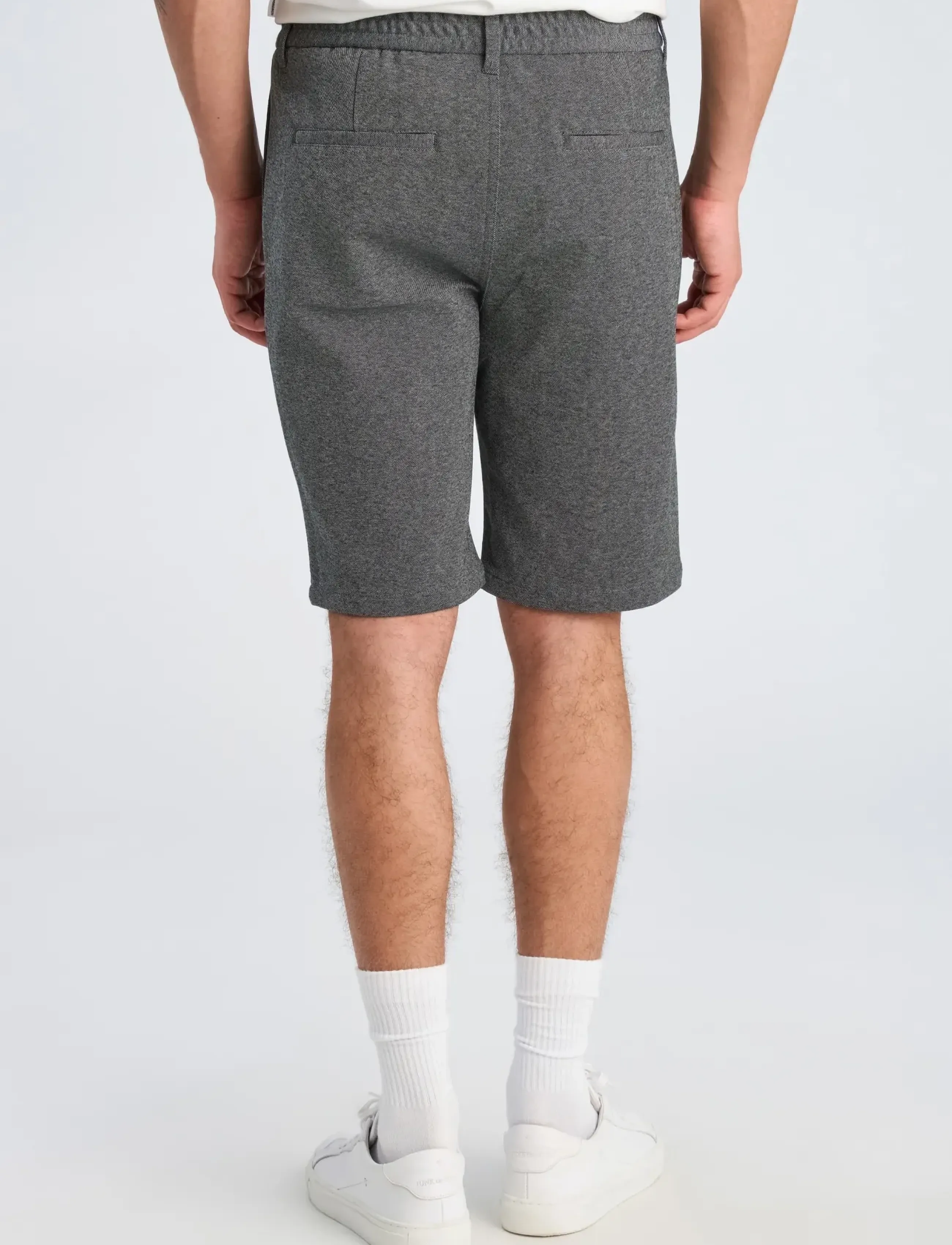 Lindbergh - Superflex elastic waist shorts - lühikesed dressipüksid - grey mix - 4