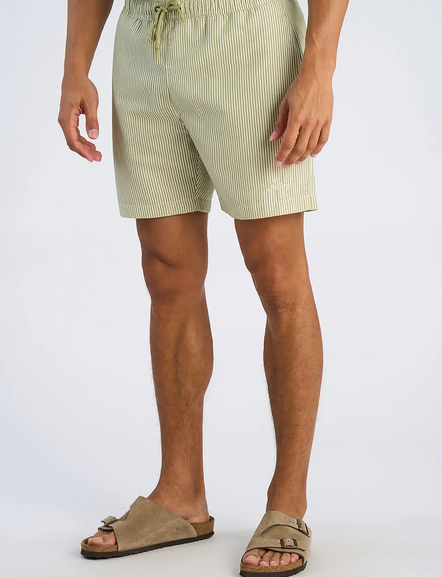 Lindbergh - Striped seersucker swim shorts - ujumispüksid - green - 3