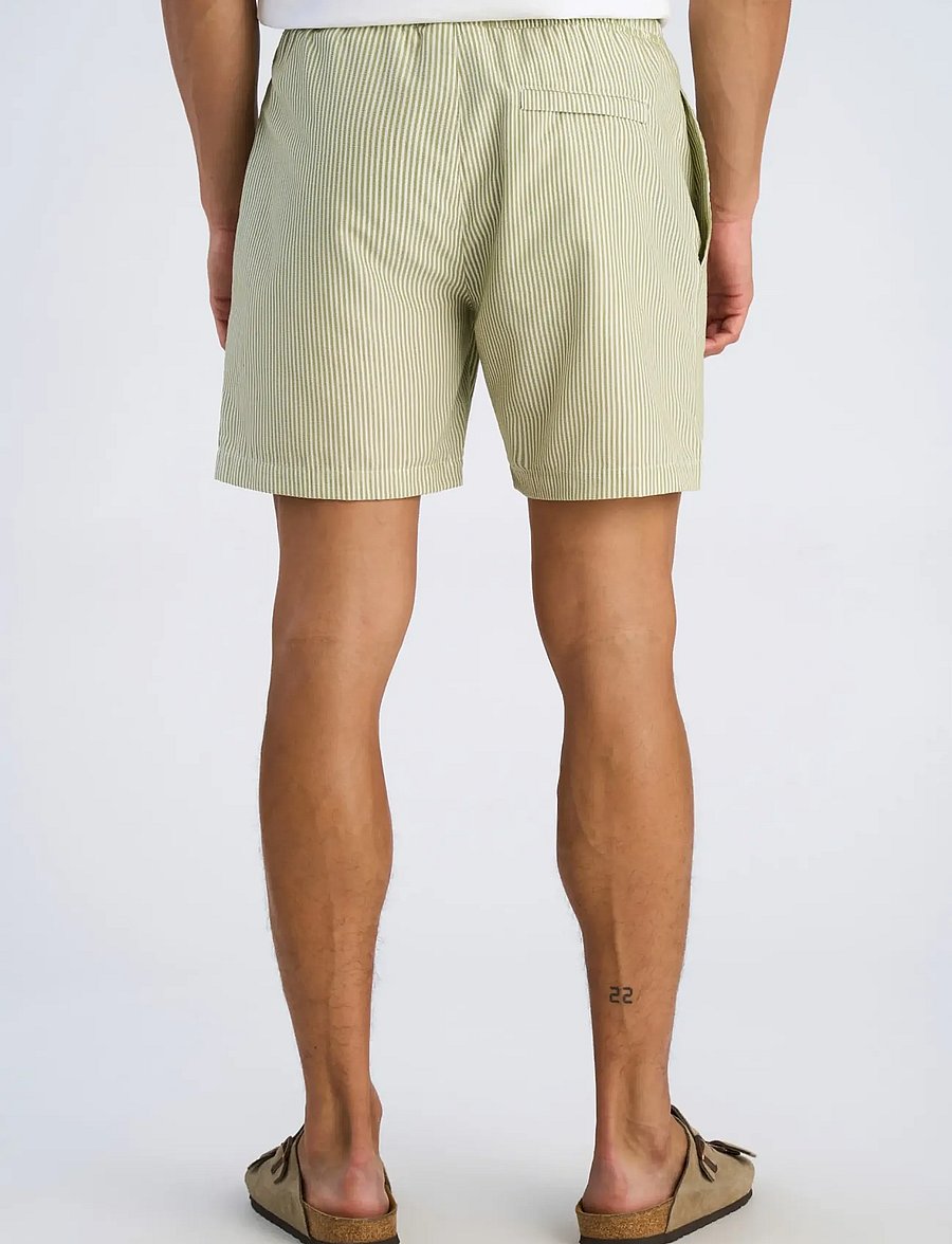 Lindbergh - Striped seersucker swim shorts - ujumispüksid - green - 4