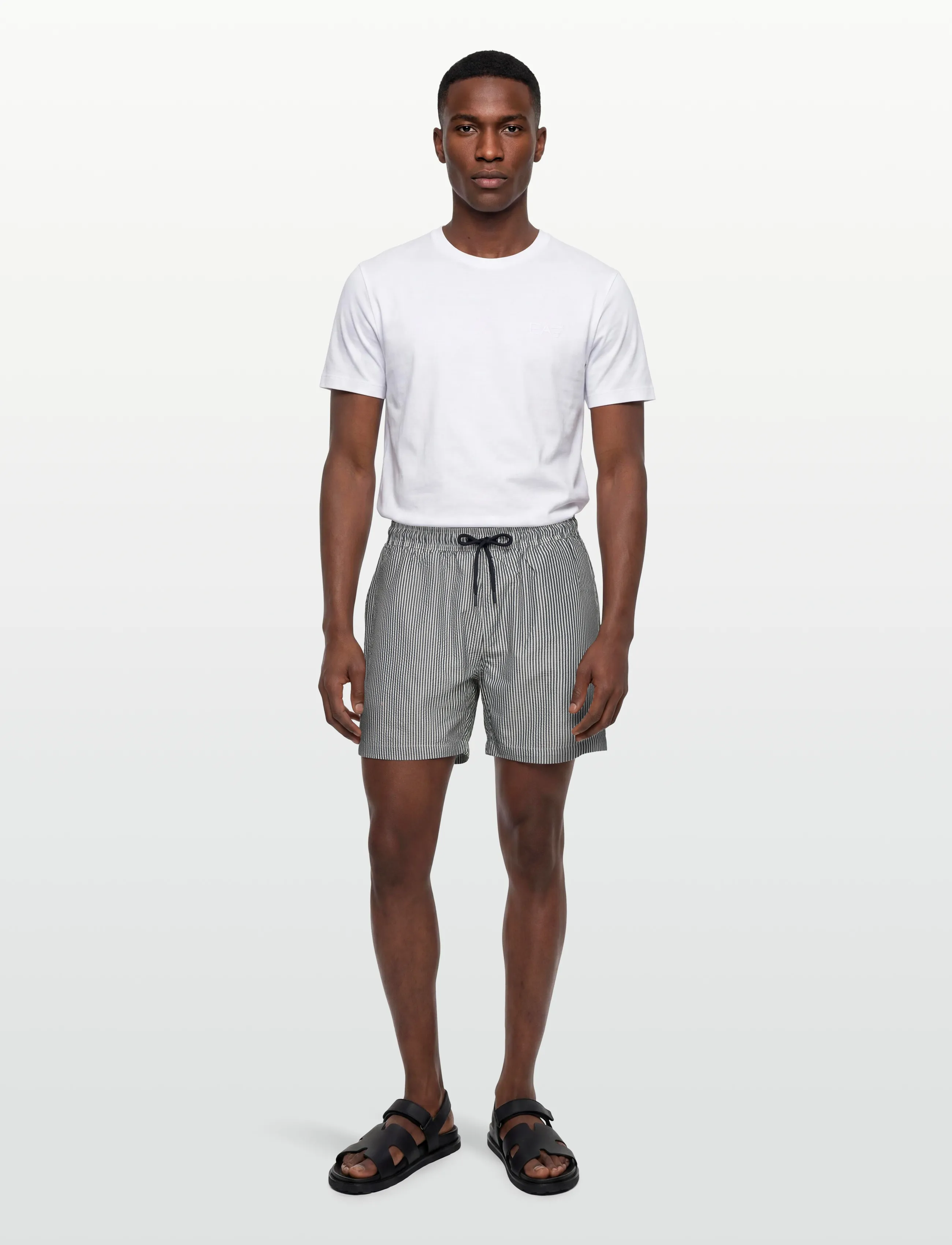 Lindbergh - Striped seersucker swim shorts - sundskýlur - navy stripe - 0