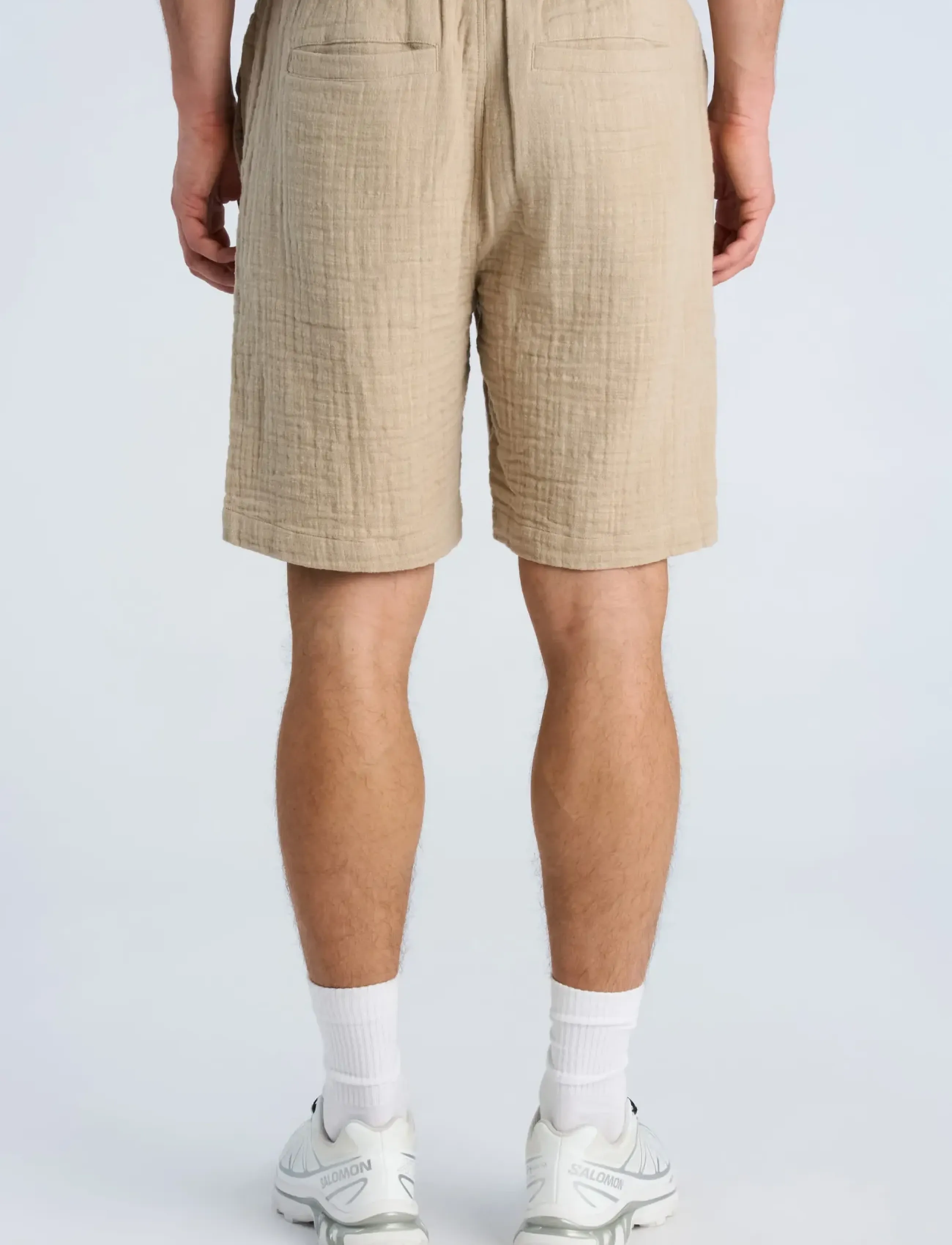 Lindbergh - Cotton muslin shorts - lühikesed vabaajapüksid - stone - 4