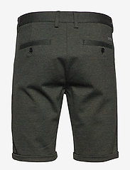 Lindbergh - Pleated shorts - lühikesed vabaajapüksid - army mix - 1