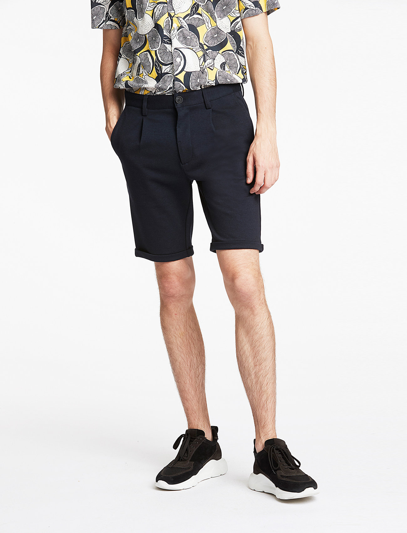 Lindbergh - Pleated shorts - nordic style - navy mix - 0