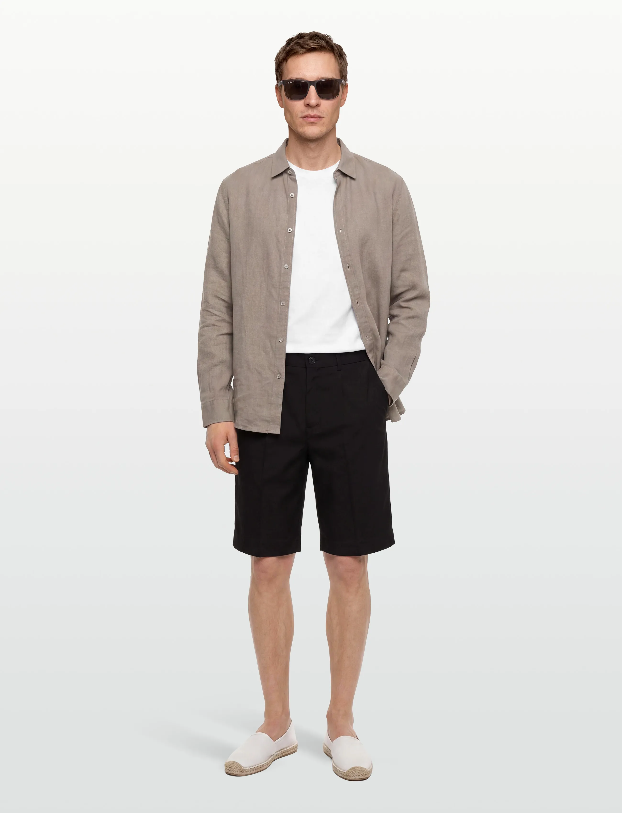 Lindbergh Plain Suit Shorts, 44, Schwarz - Chinos Männerswear