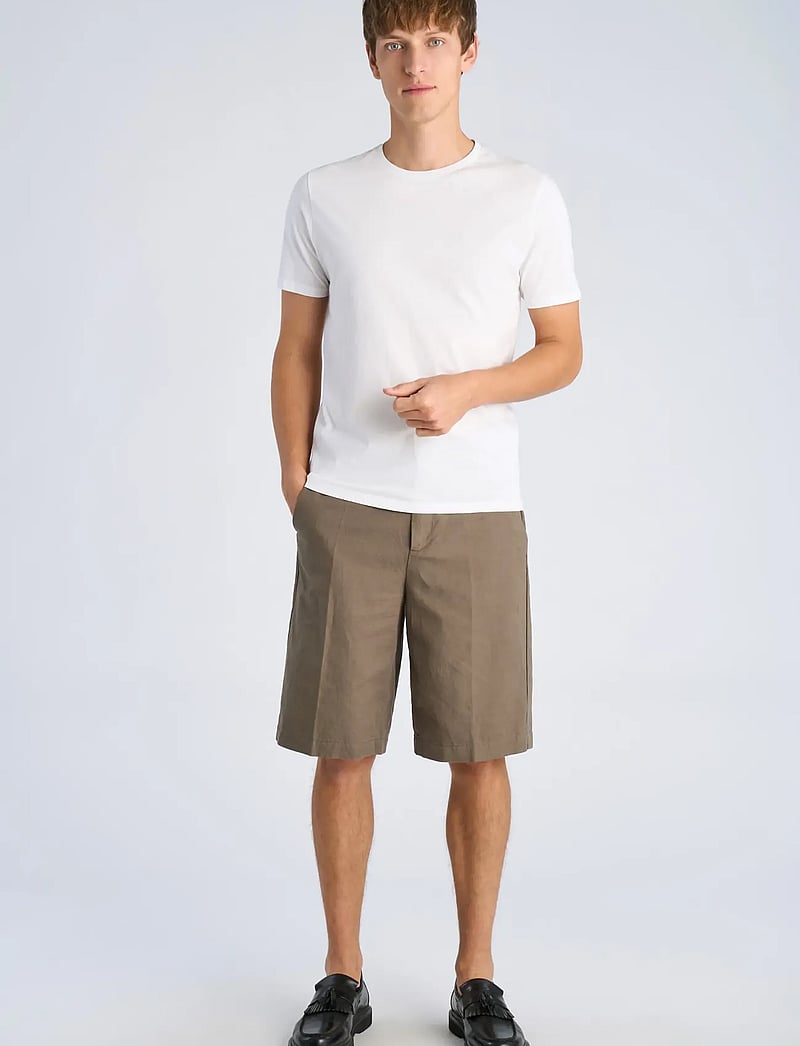 Lindbergh - Linen blend loose shorts - leinen-shorts - dk olive - 0