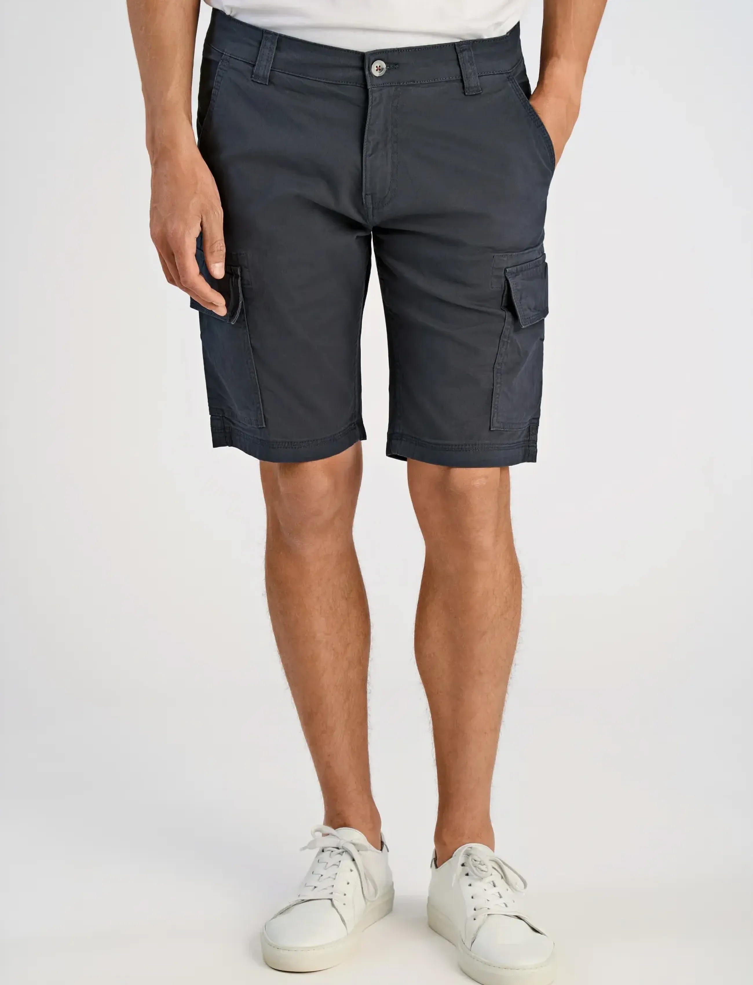Lindbergh - Superflex Cargo Shorts - cargo stila šorti - navy - 3