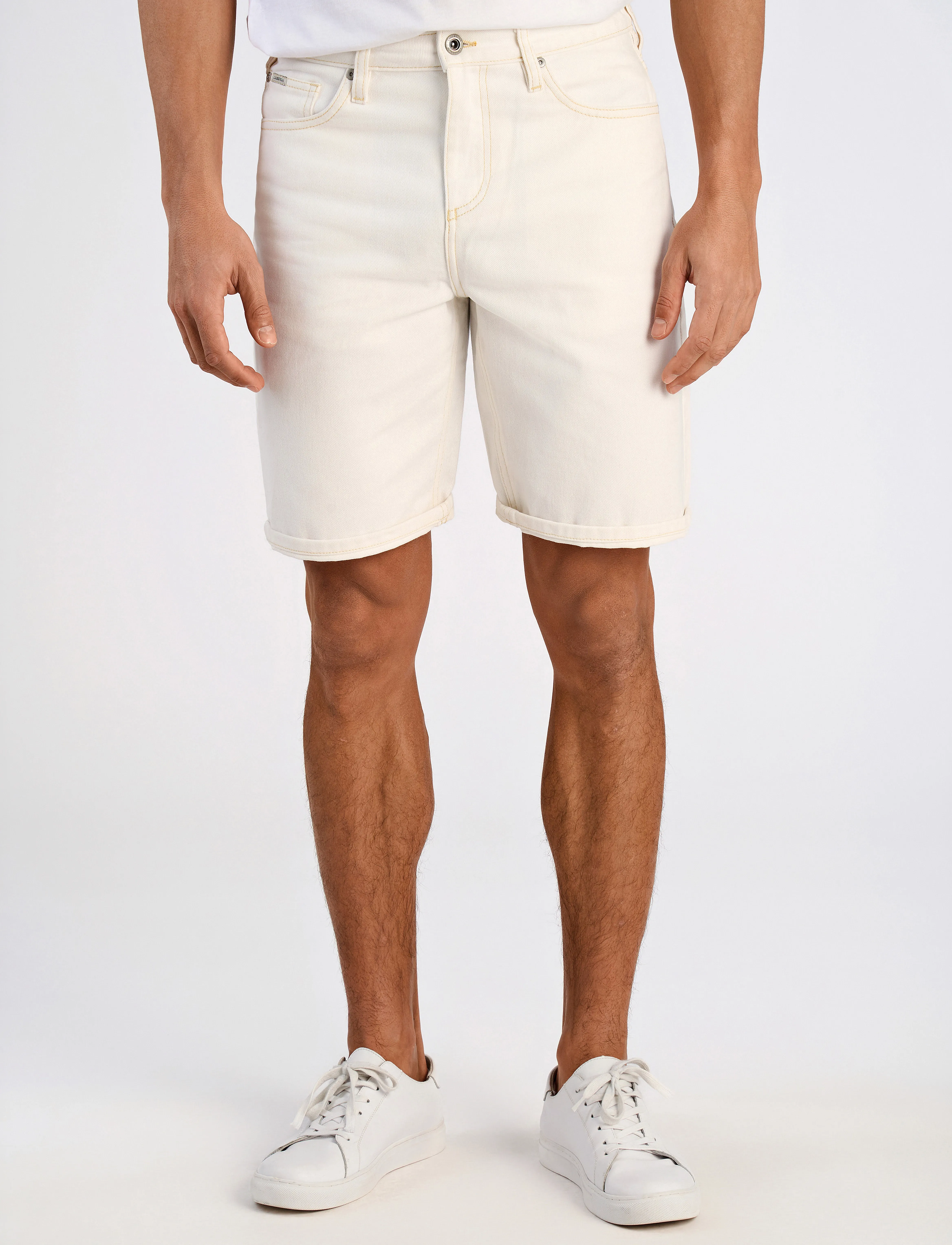 Lindbergh - Stretch denim shorts - džinsa šorti - white - 3