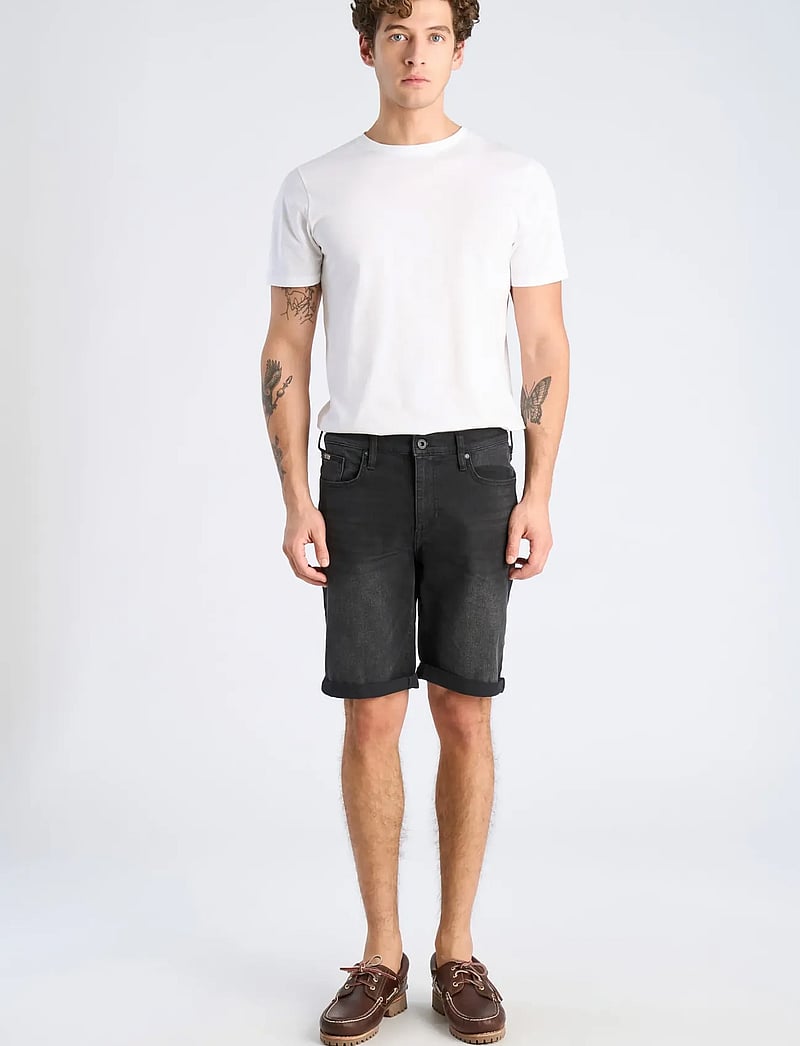Lindbergh - Superflex shorts - lühikesed teksapüksid - black - 0