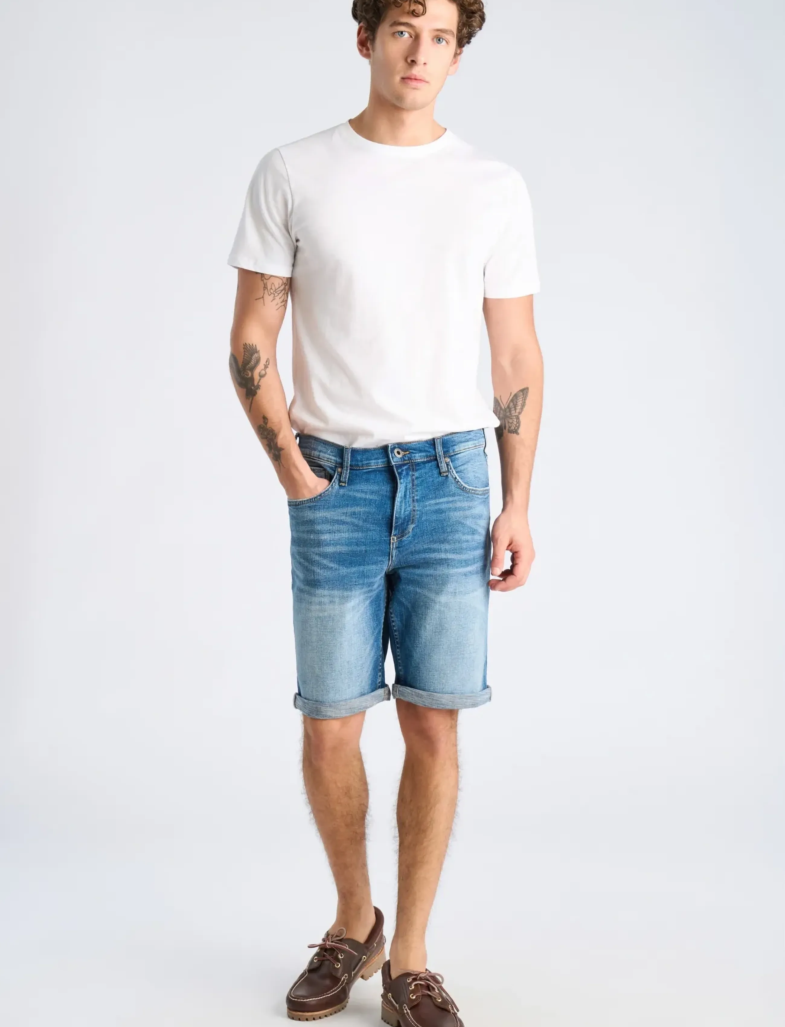 Lindbergh Stretch Denim Shorts, M, Blau - Männerswear