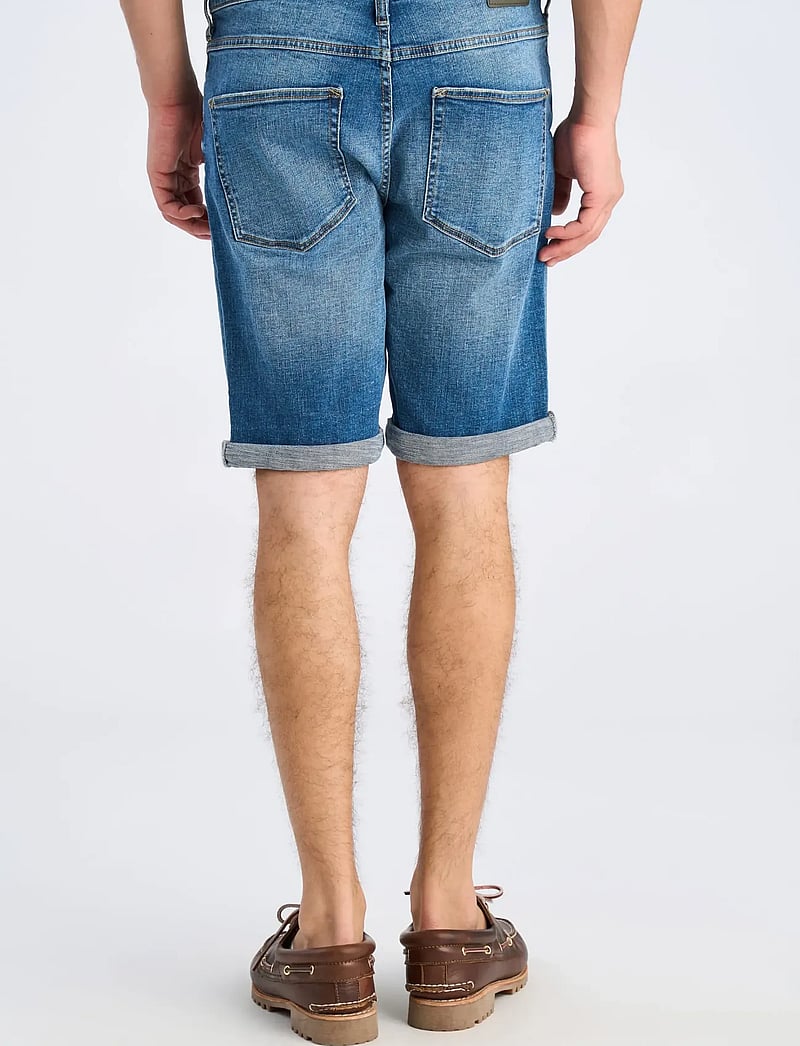 Lindbergh - Stretch denim shorts - jeans shorts - classic blue - 4