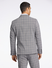 Lindbergh - Checked relaxed suit - double breasted suits - brown - 6