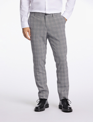 Lindbergh - Checked relaxed suit - double breasted suits - brown - 7