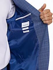 Lindbergh - Checked stretch suit - dobbeltkneppede dresser - blue - 8