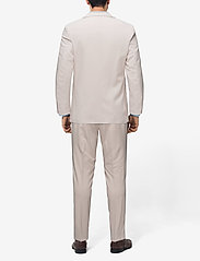 Lindbergh - Plain mens suit - zweireiher anzüge - dusty pink - 5