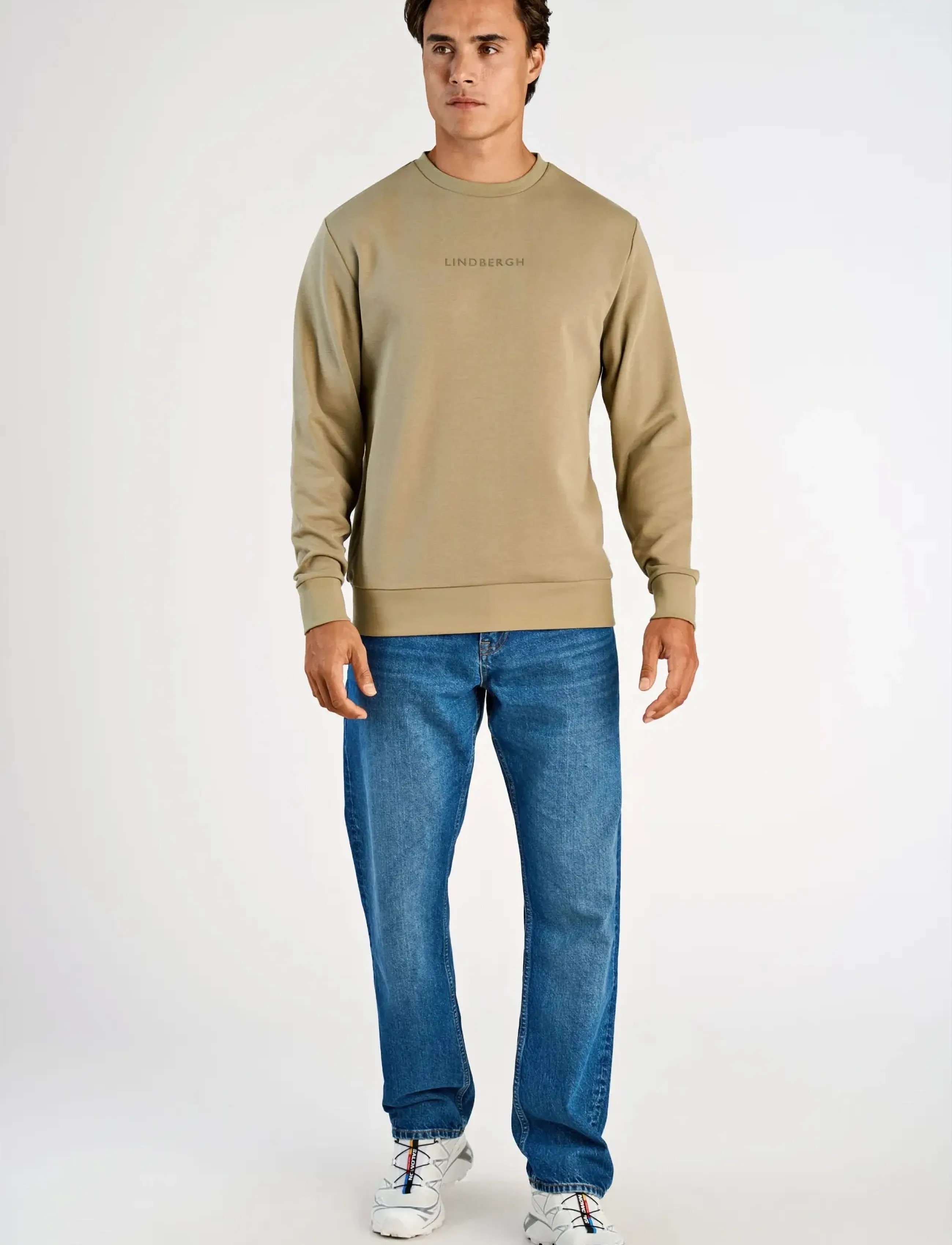 Lindbergh Logo chest print o-neck sweat - Džemperiai - DUSTY GREEN / beige