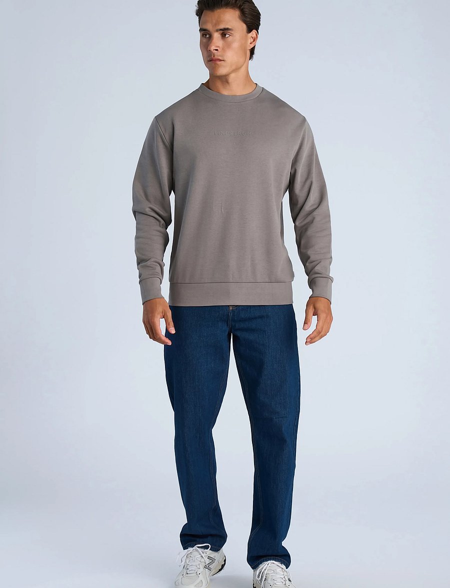 Lindbergh - Logo chest print o-neck sweat - sweatshirts - grey dusk - 0