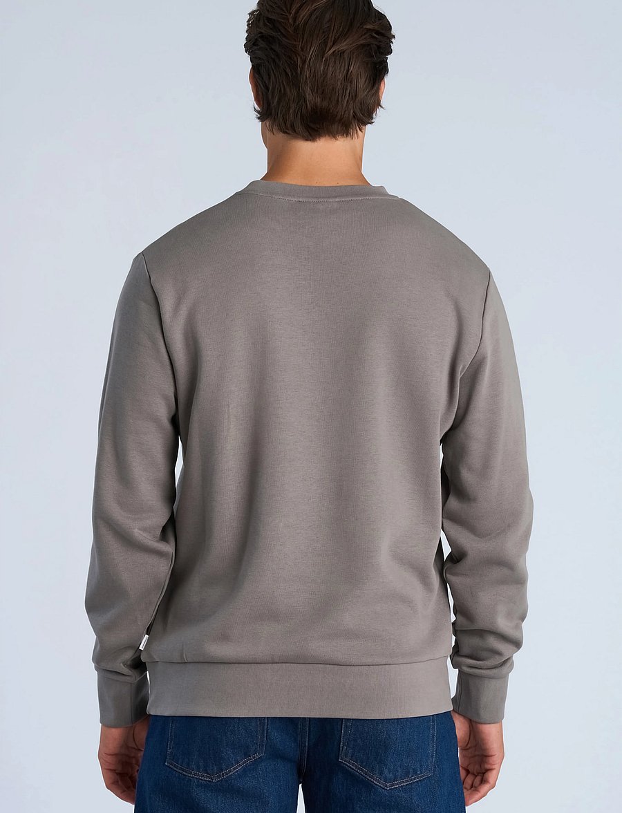 Lindbergh - Logo chest print o-neck sweat - sweatshirts - grey dusk - 4