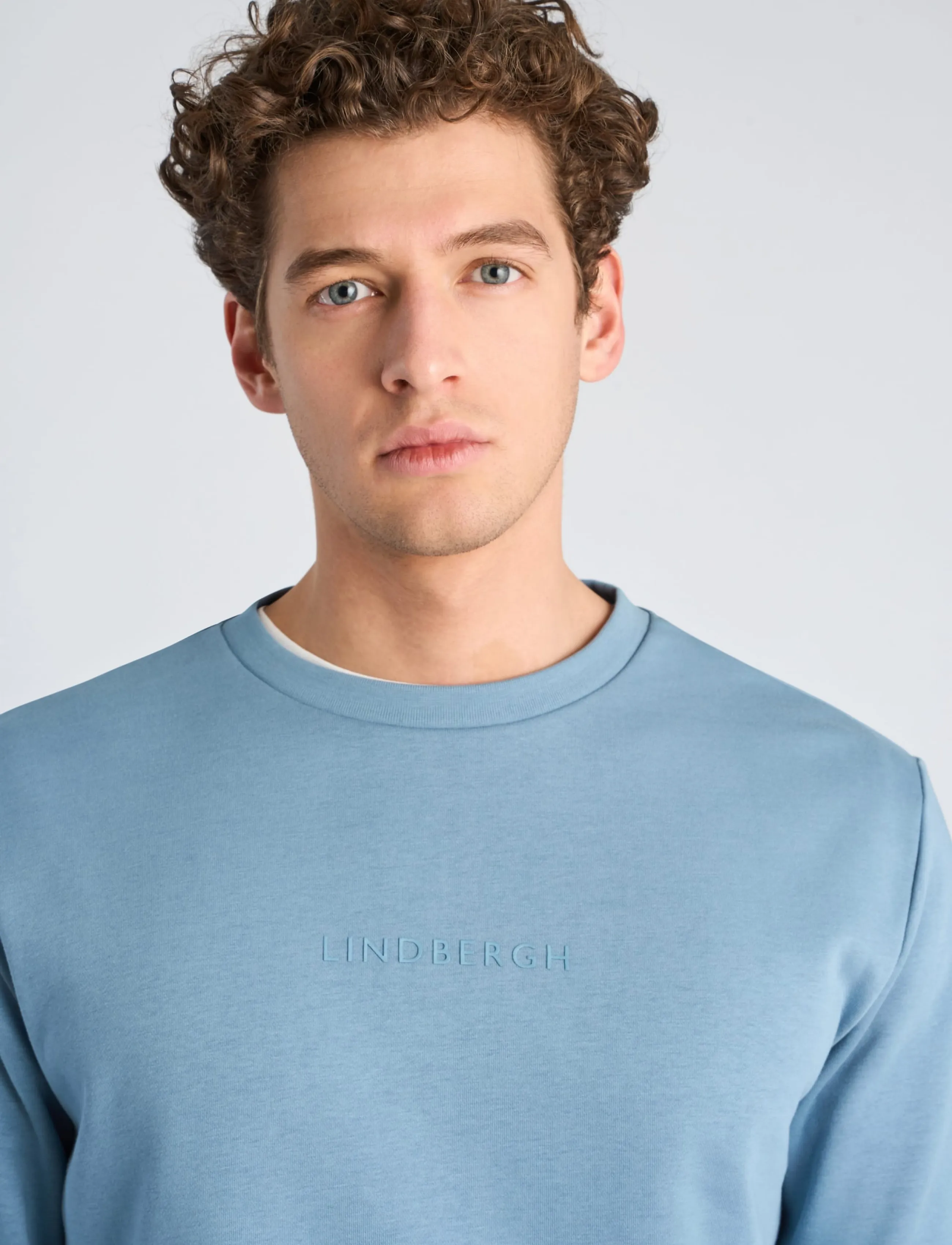 Lindbergh - Logo chest print o-neck sweat - sweatshirts - mid blue - 5