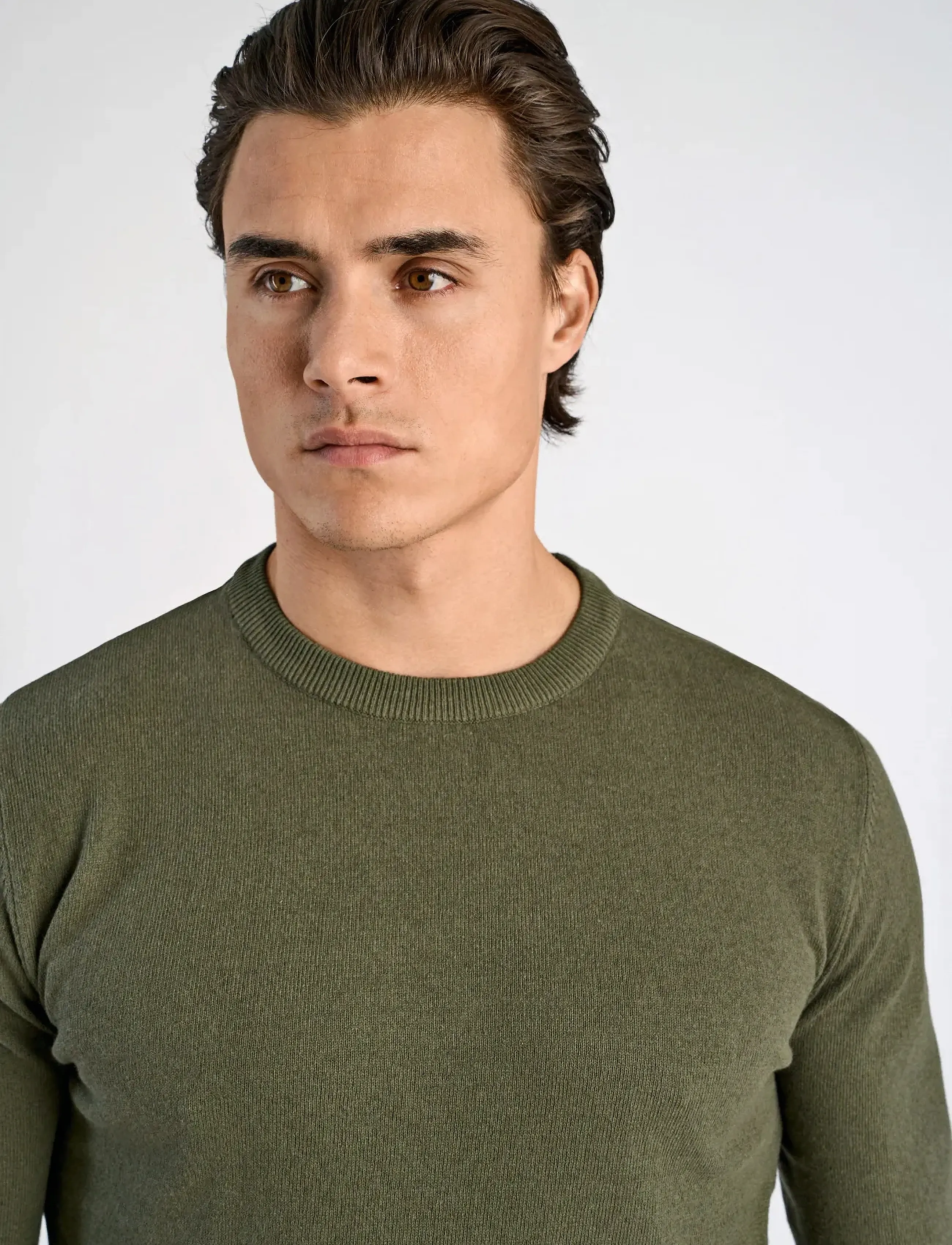 Lindbergh - 100% recycle knit round neck - round necks - army mel - 5