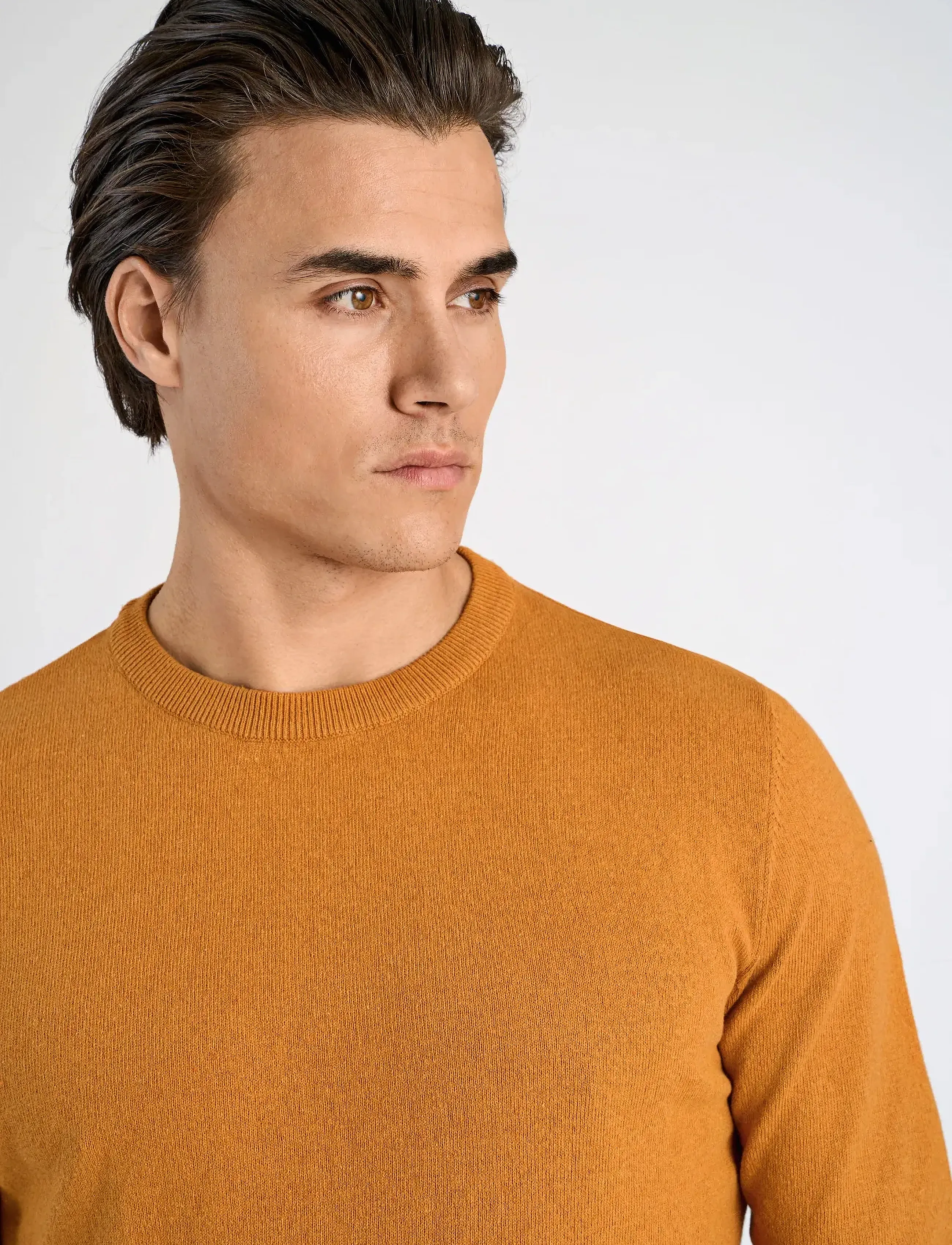 Lindbergh - 100% recycle knit round neck - pyöreäaukkoiset - dk camel - 5
