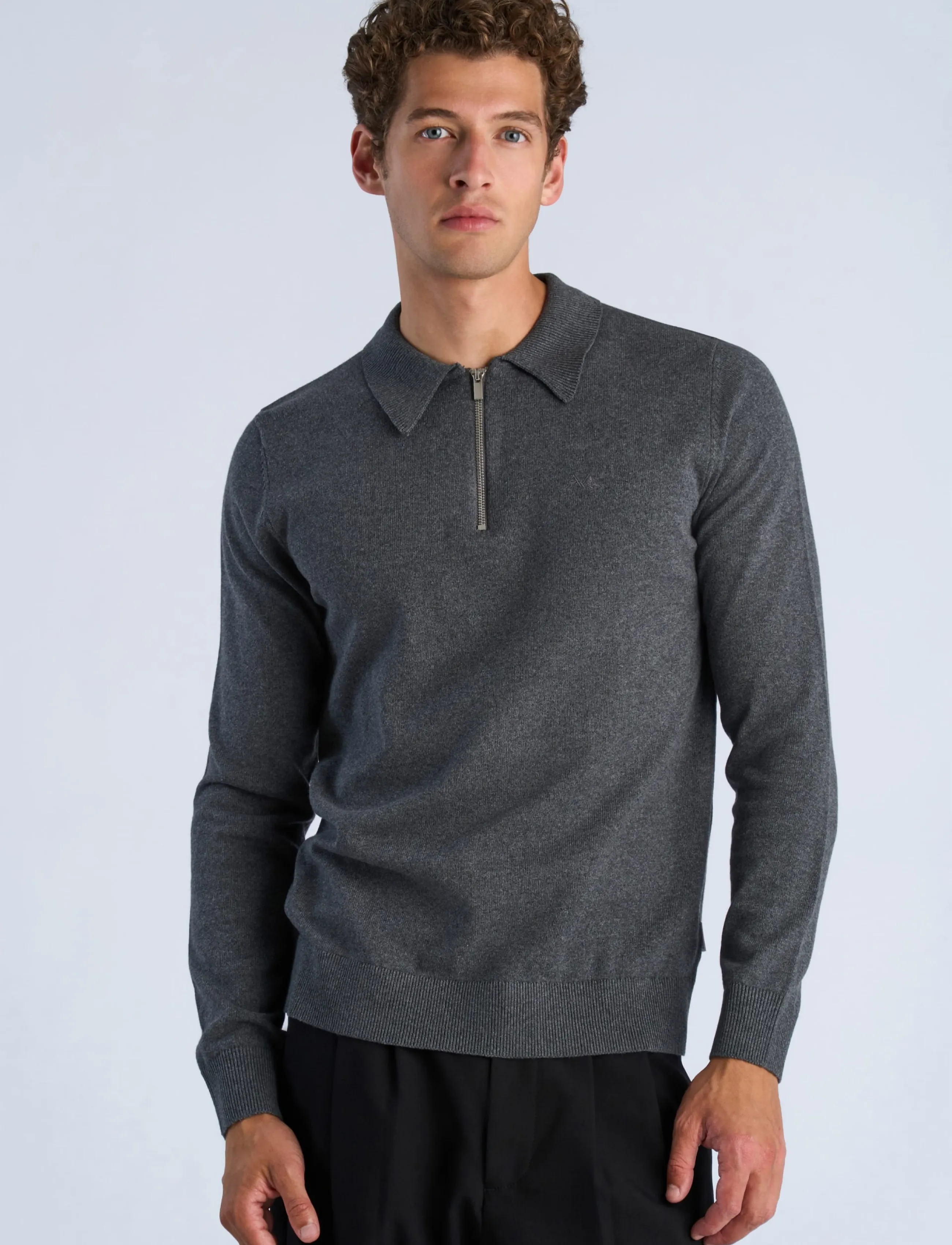 Lindbergh - 100% recycle knit half zip polo collar - autumn clothing - dk grey - 3