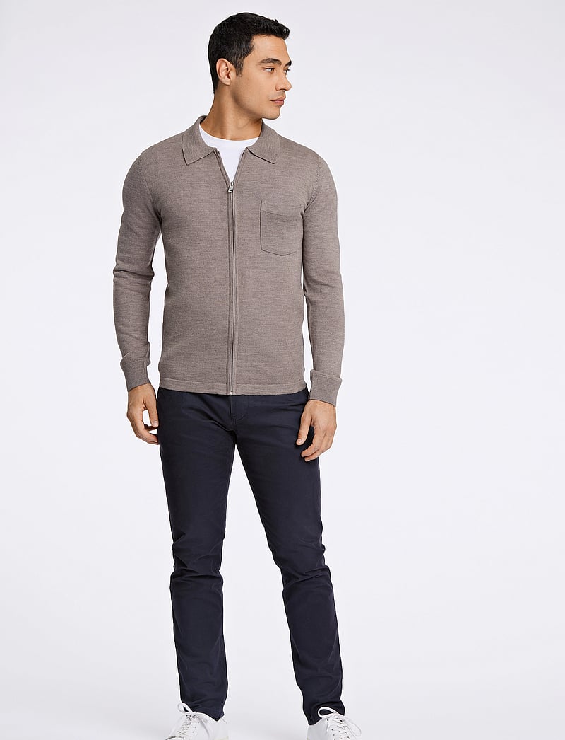 Lindbergh - Merino polo collar zip cardigan - dk sand - 4