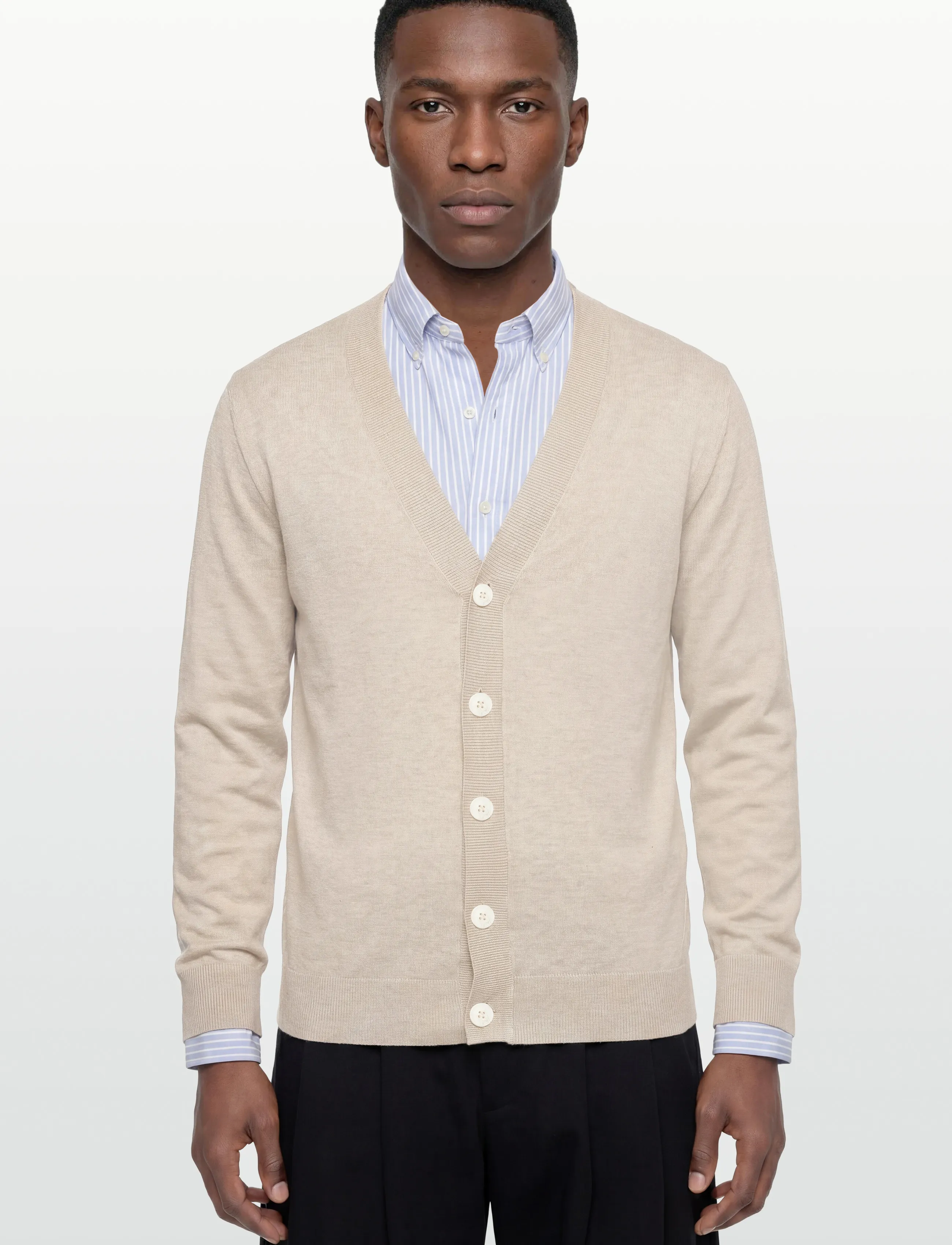 Lindbergh - Ecovero v-neck button cardigan - cardigans - off white mel - 3