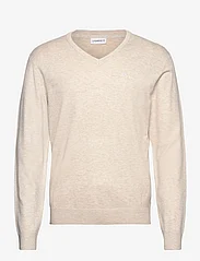Lindbergh - Eco Vero V-neck jumper - megztinis su v formos apykakle - off white mel - 0